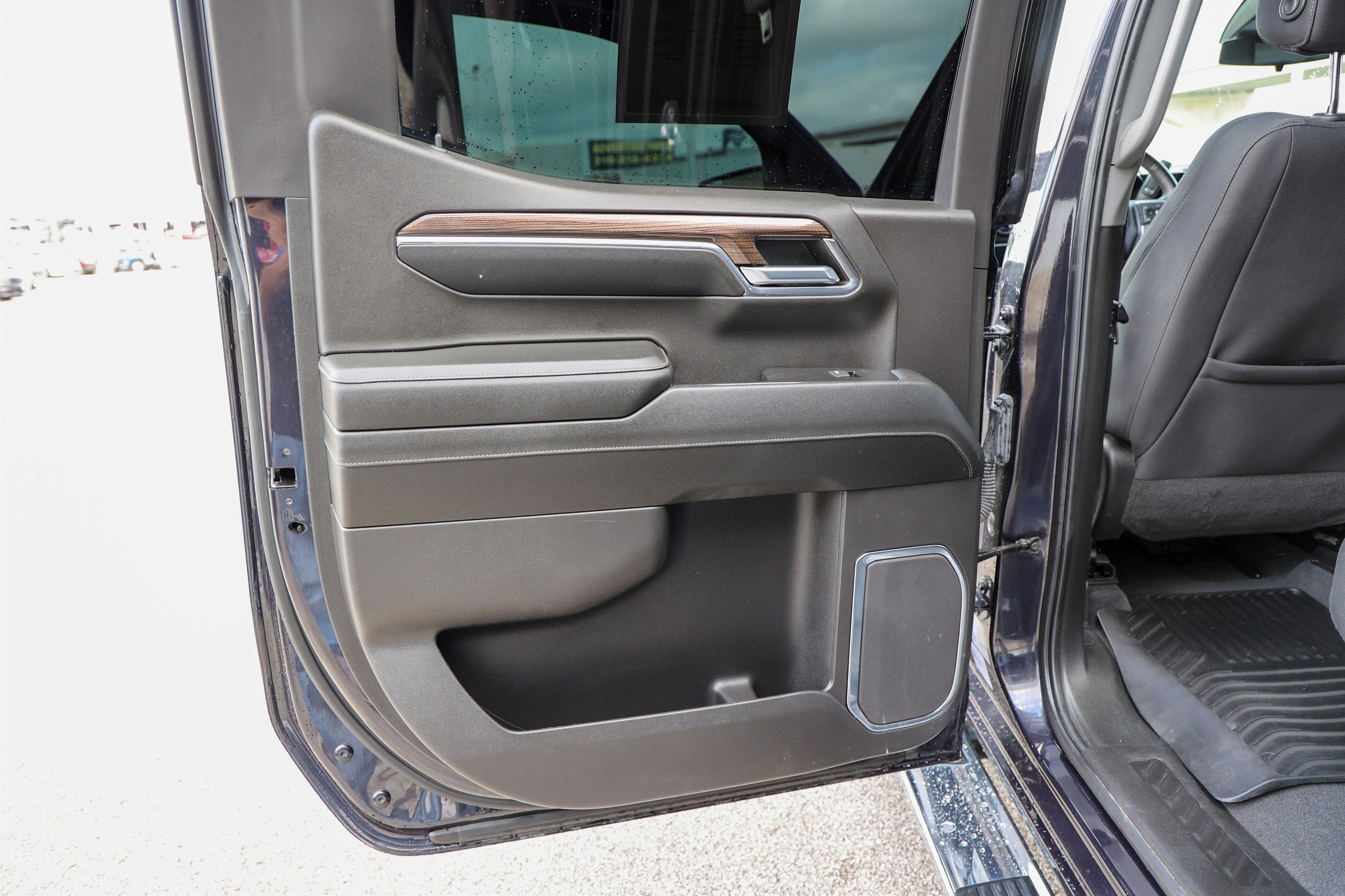 2024 Chevrolet Silverado LT