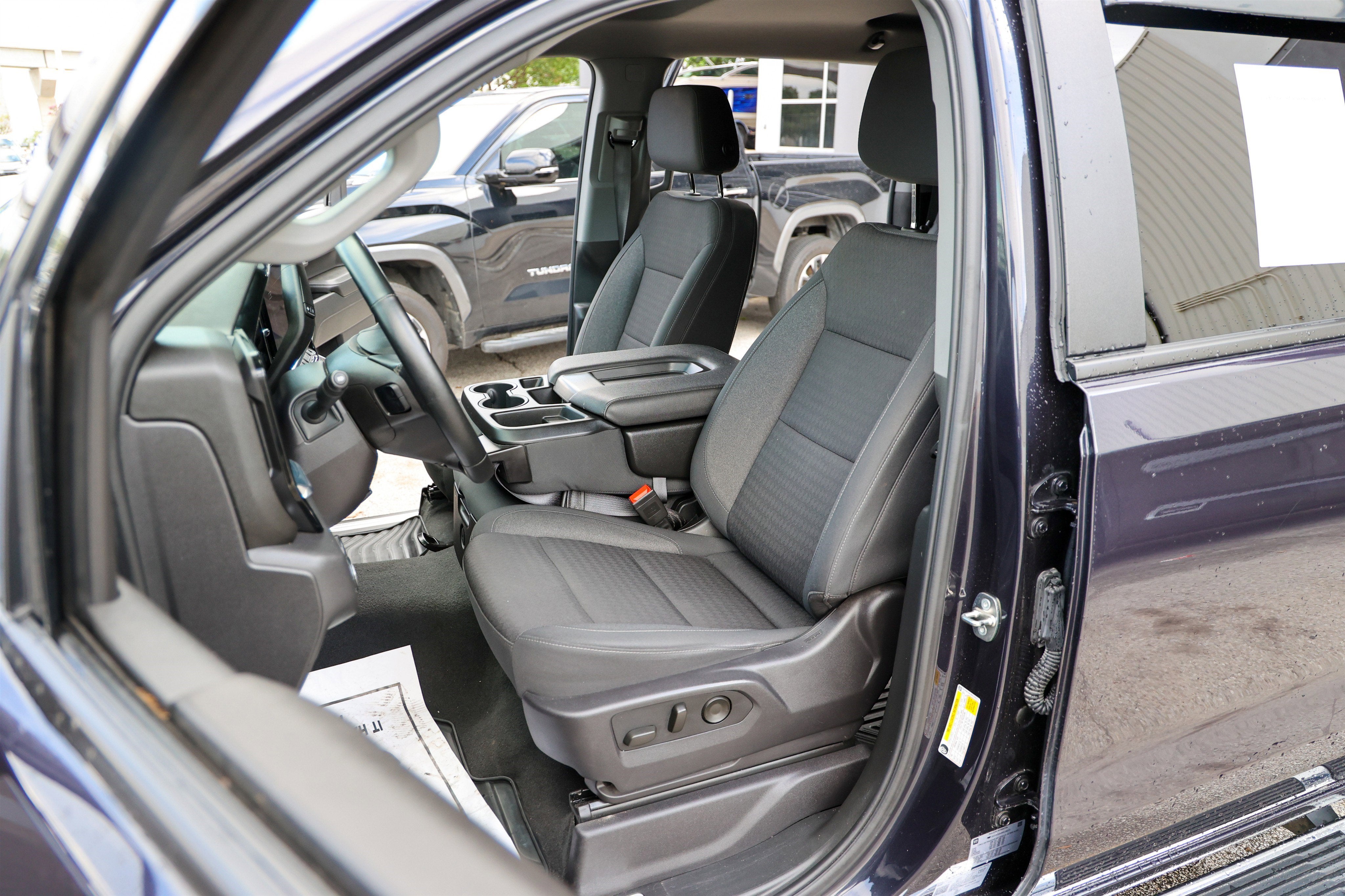 2024 Chevrolet Silverado LT