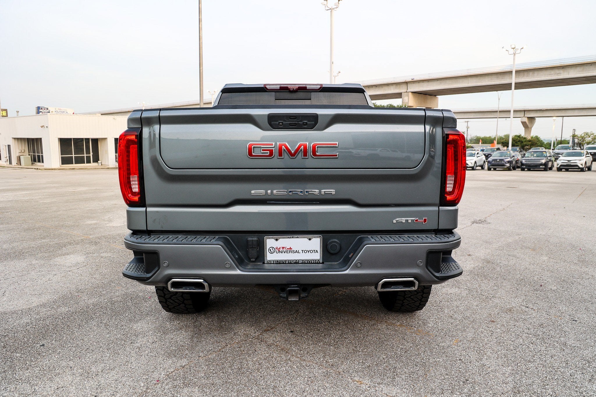 2021 GMC Sierra AT4