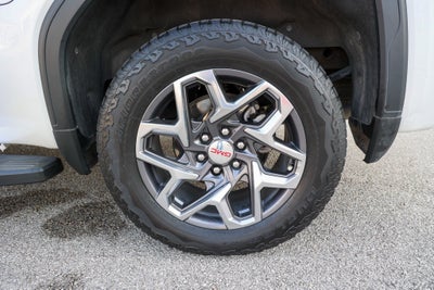 2024 GMC Sierra SLT