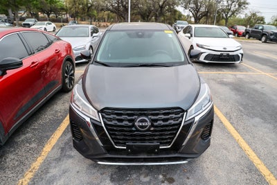 2025 Nissan Kicks Play S