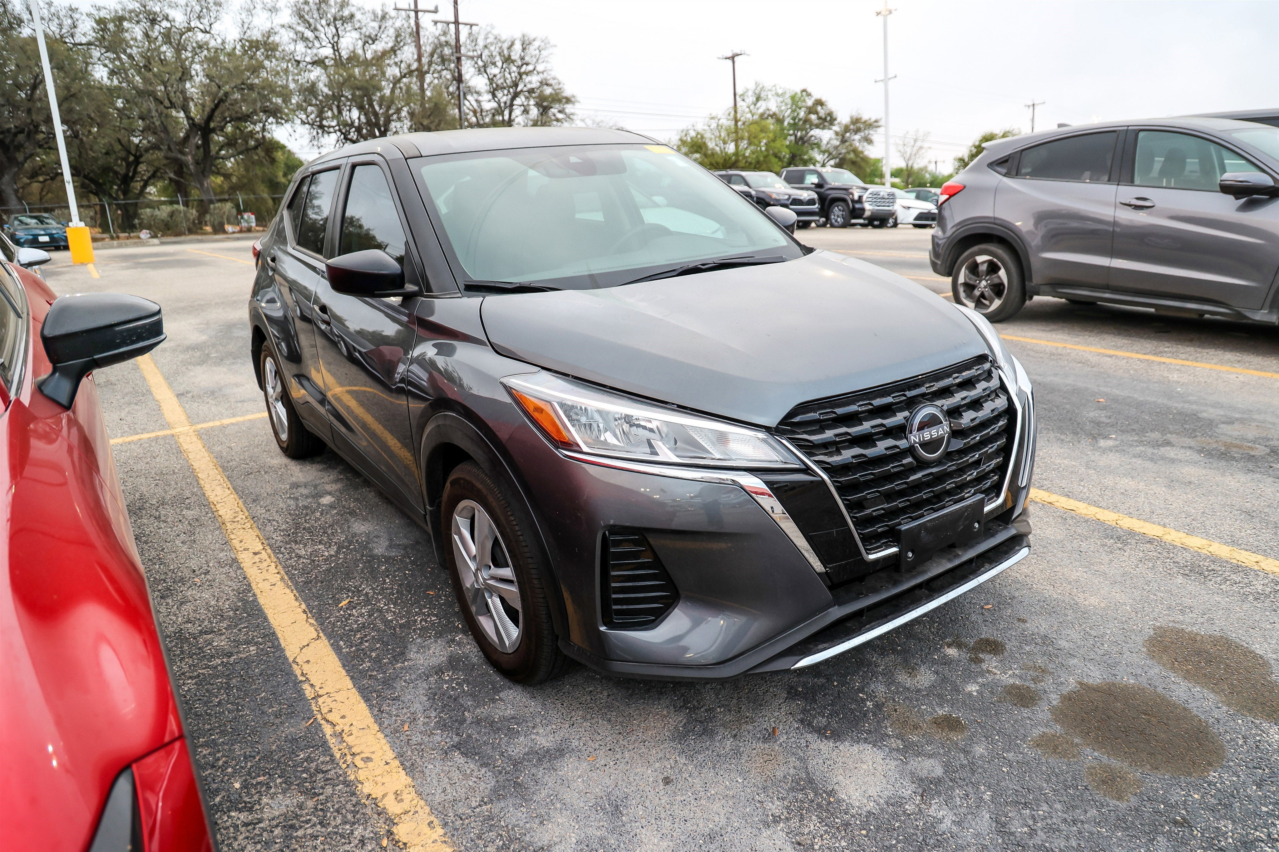 2025 Nissan Kicks Play S