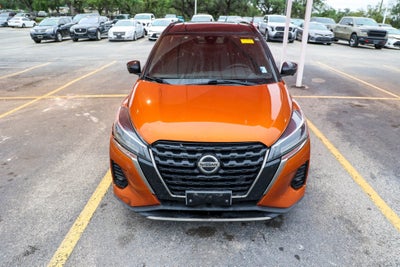 2021 Nissan Kicks SR