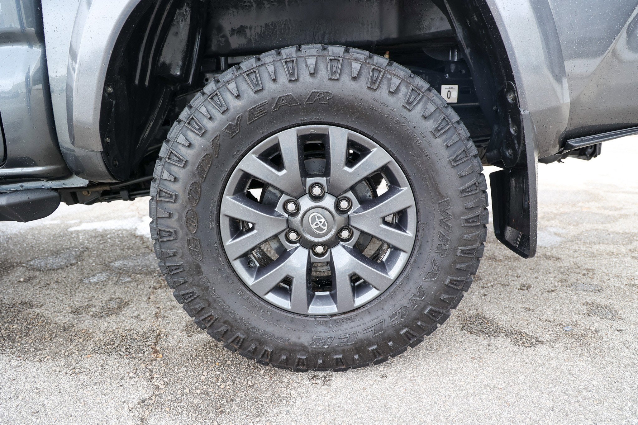 2023 Toyota TACOMA SR5 SR5