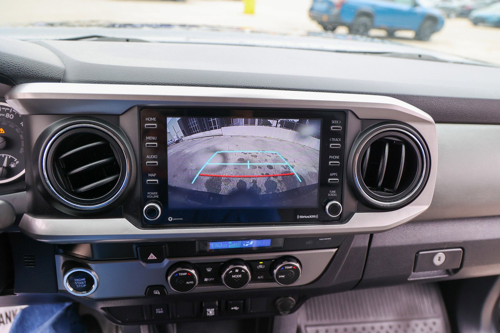 2023 Toyota TACOMA SR5 SR5