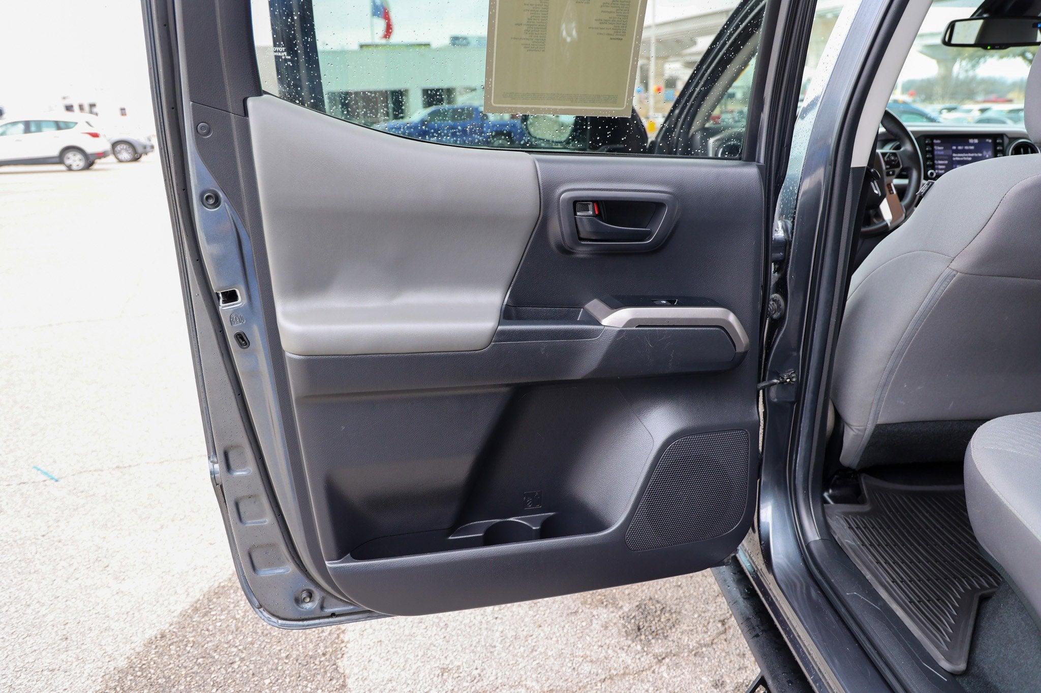 2023 Toyota TACOMA SR5 SR5