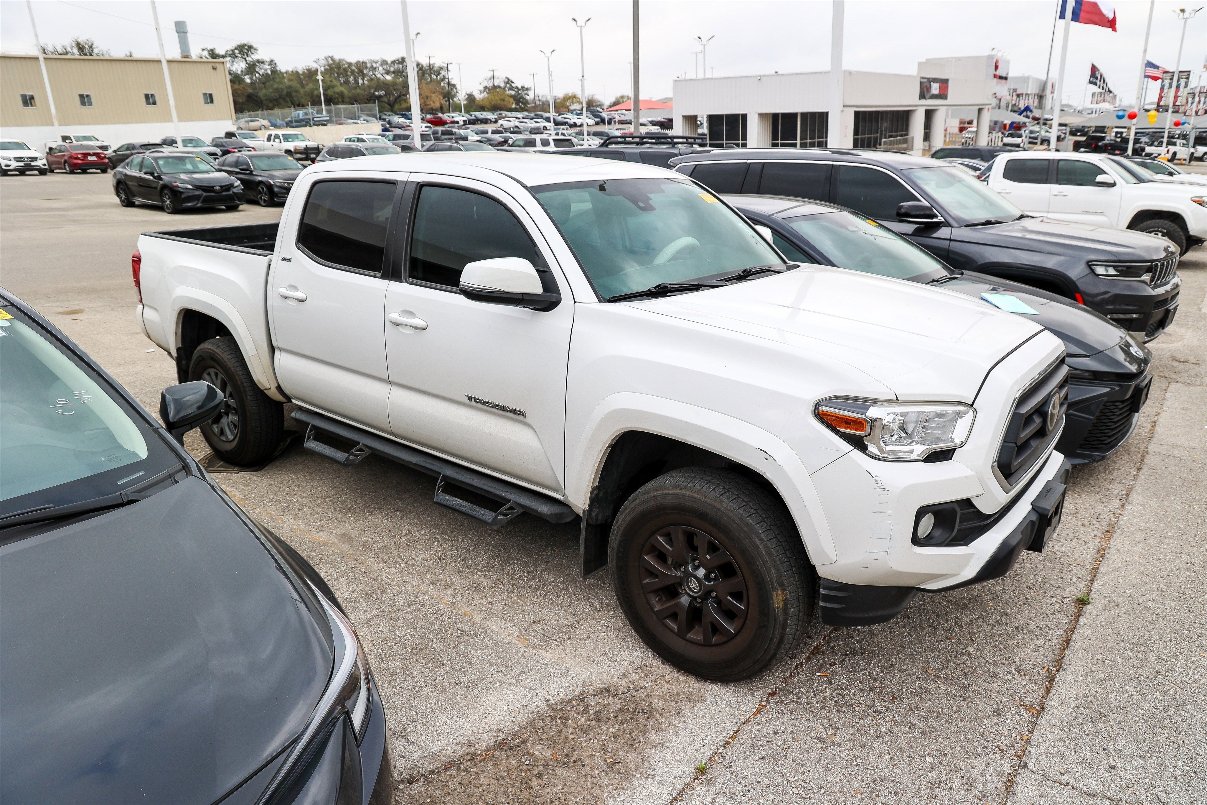 2020 Toyota TACOMA SR5 SR