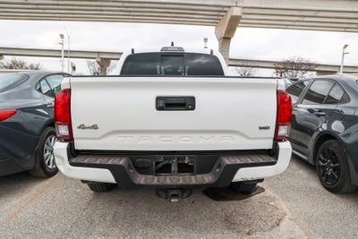 2020 Toyota TACOMA SR5 SR