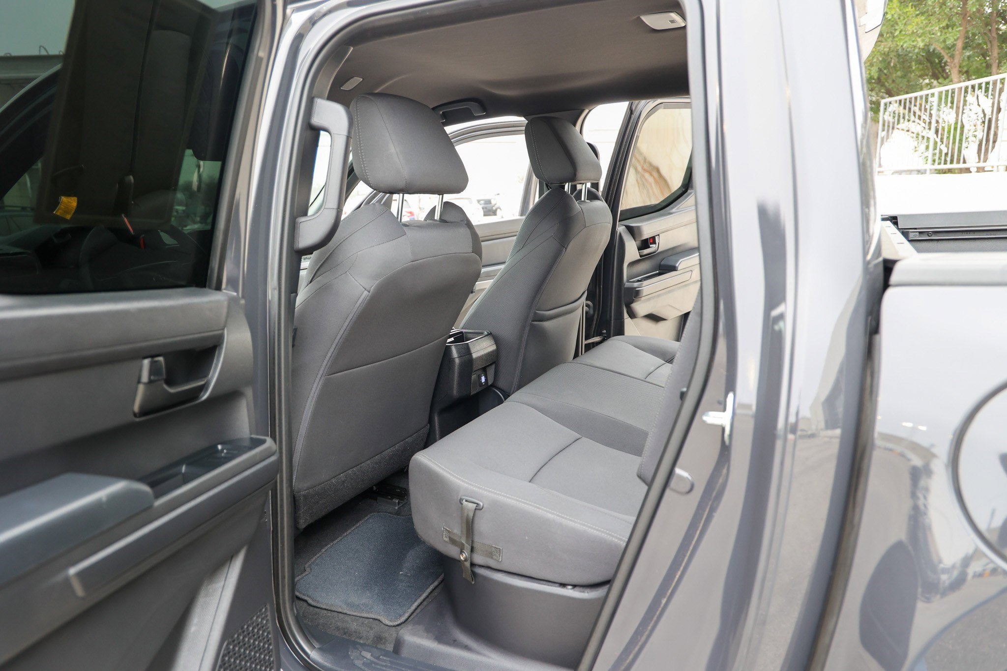 2025 Toyota TACOMA SR5 SR5