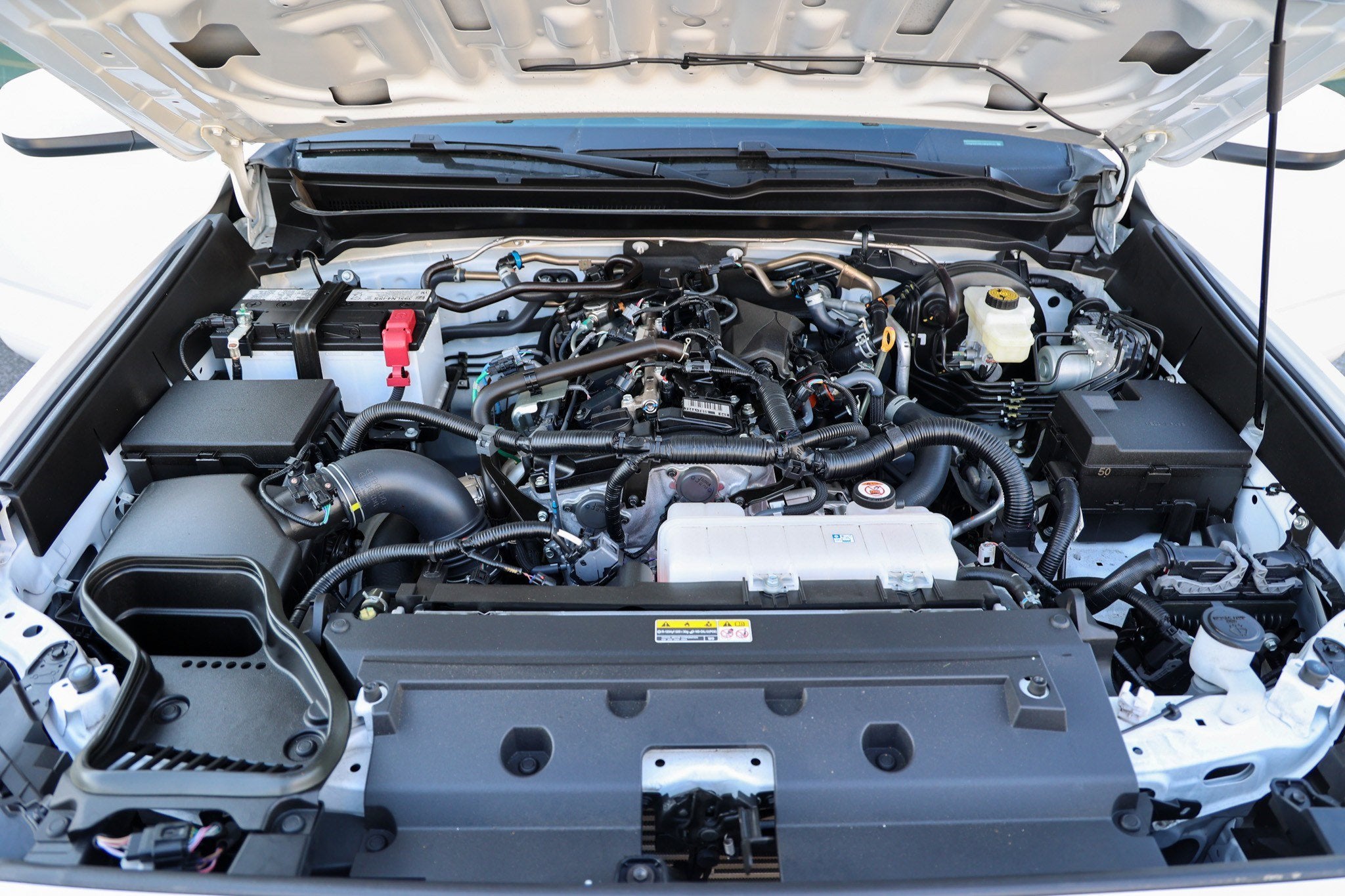 2025 Toyota TACOMA SR5 SR5