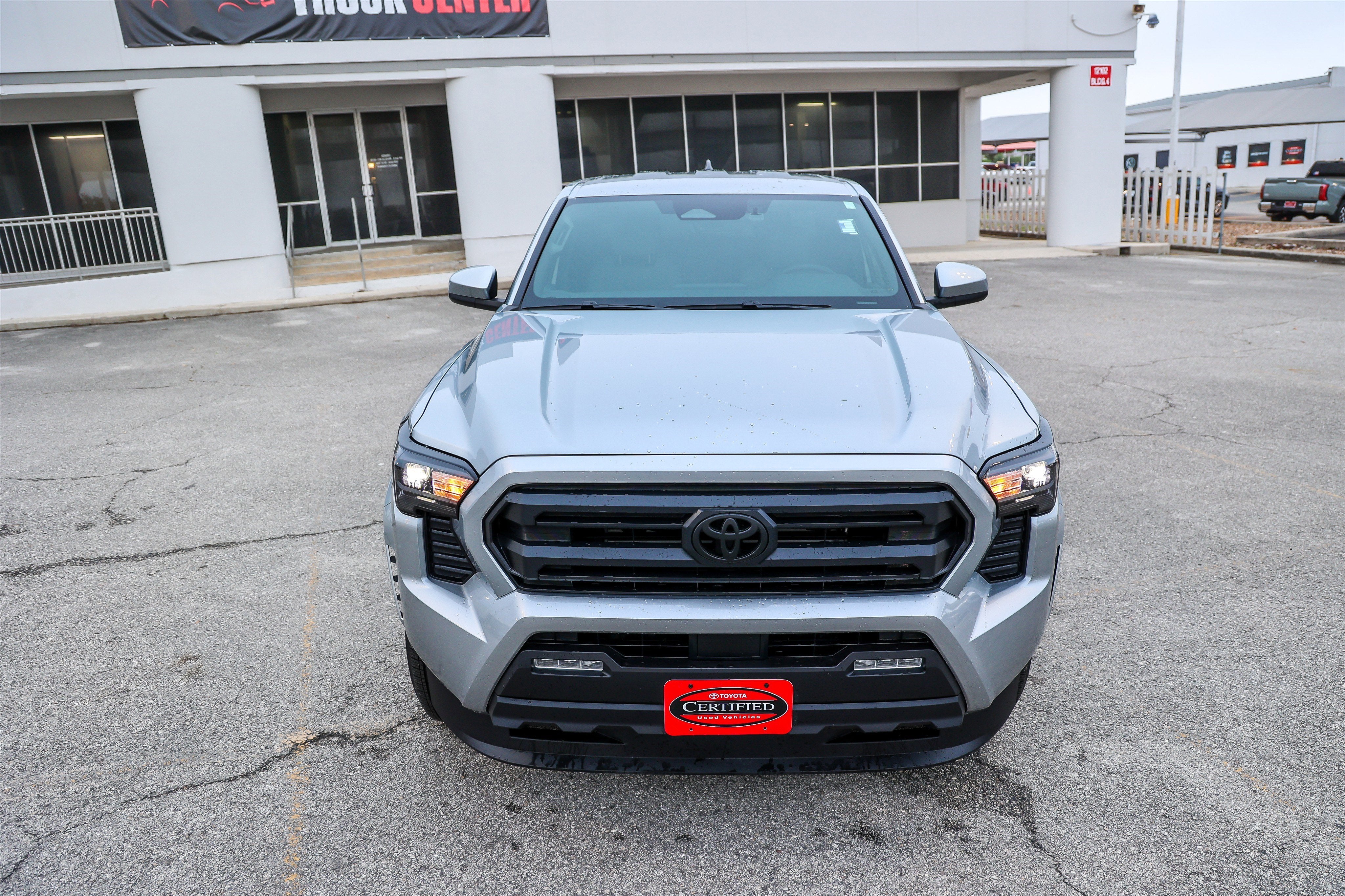 2025 Toyota TACOMA SR5 SR5