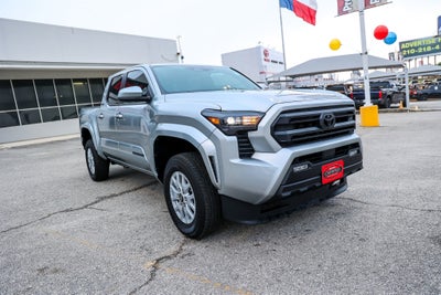 2025 Toyota TACOMA SR5 SR5