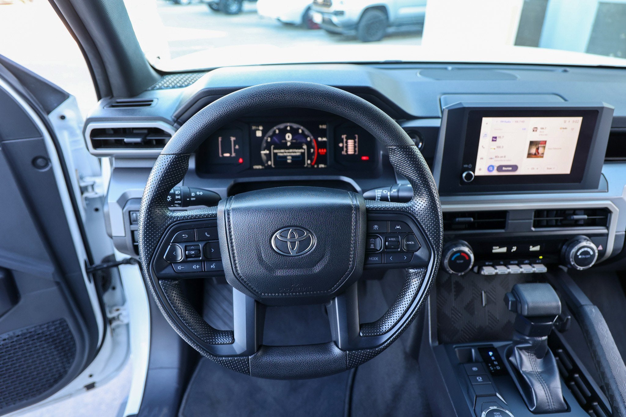 2024 Toyota TACOMA SR5 SR5