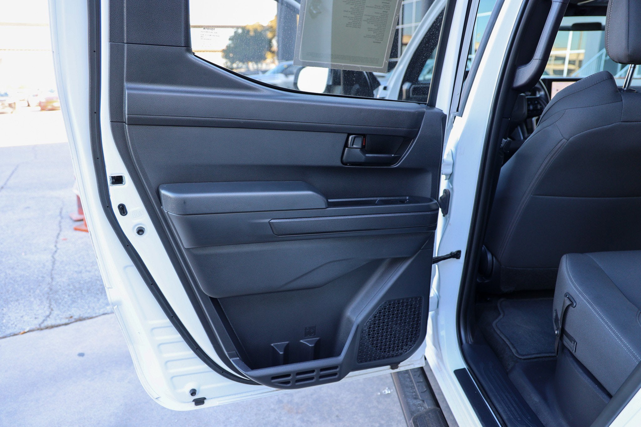 2024 Toyota TACOMA SR5 SR5