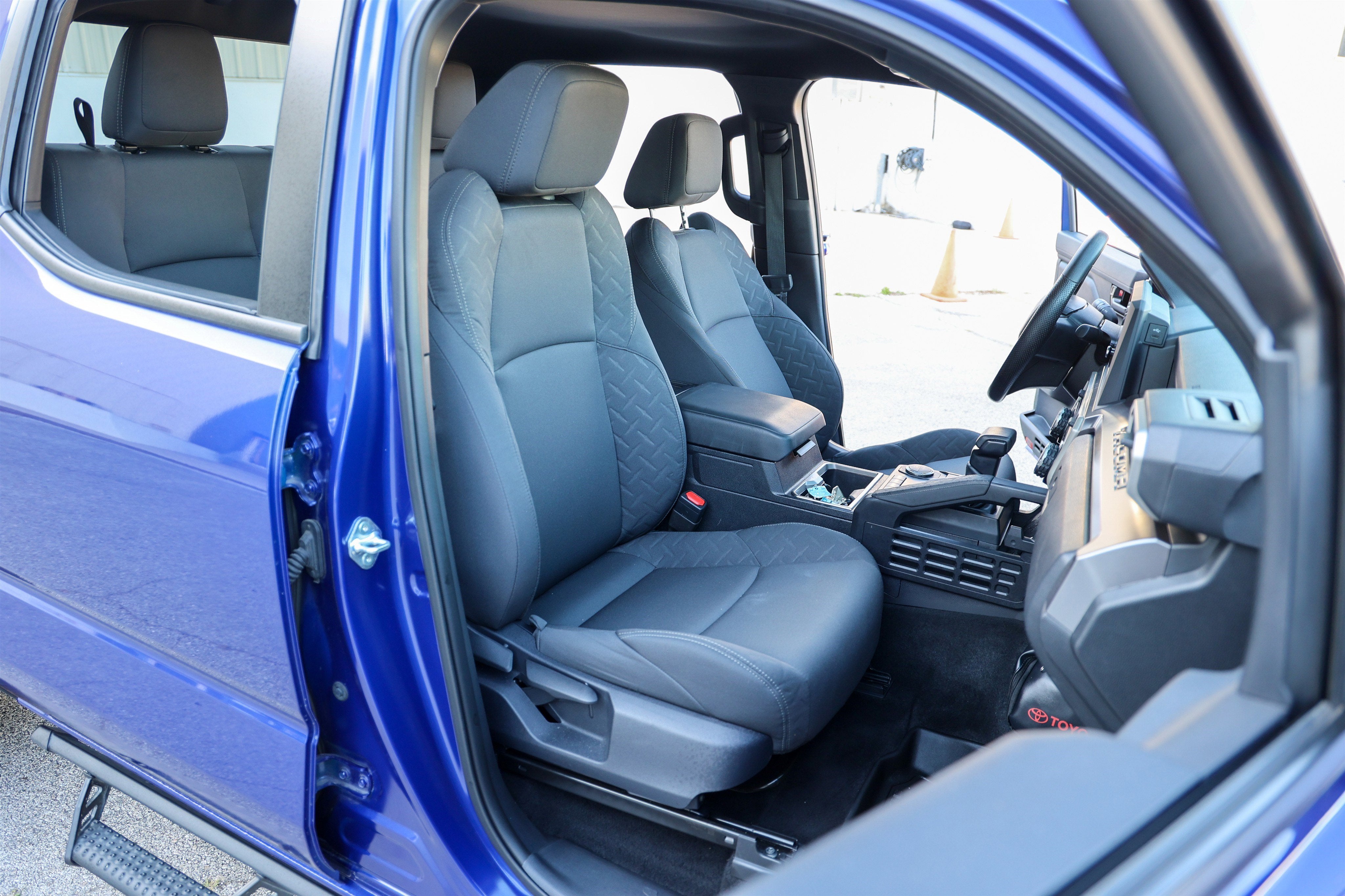2024 Toyota TACOMA SR5 SR5