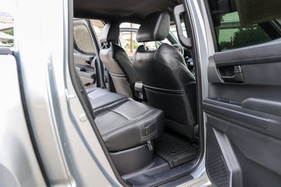 2025 Toyota TACOMA SR5 SR5