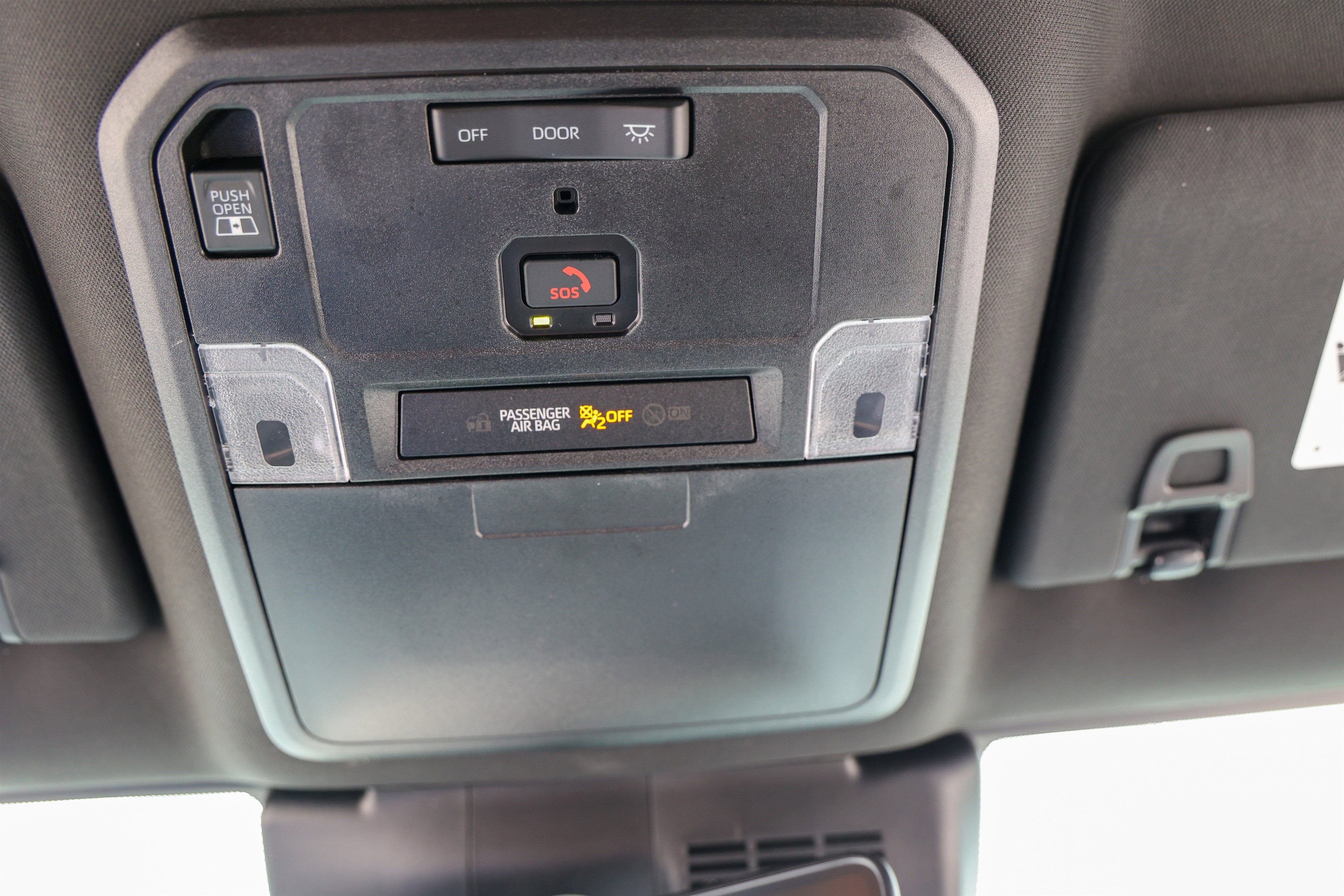 2025 Toyota TACOMA SR5 SR5