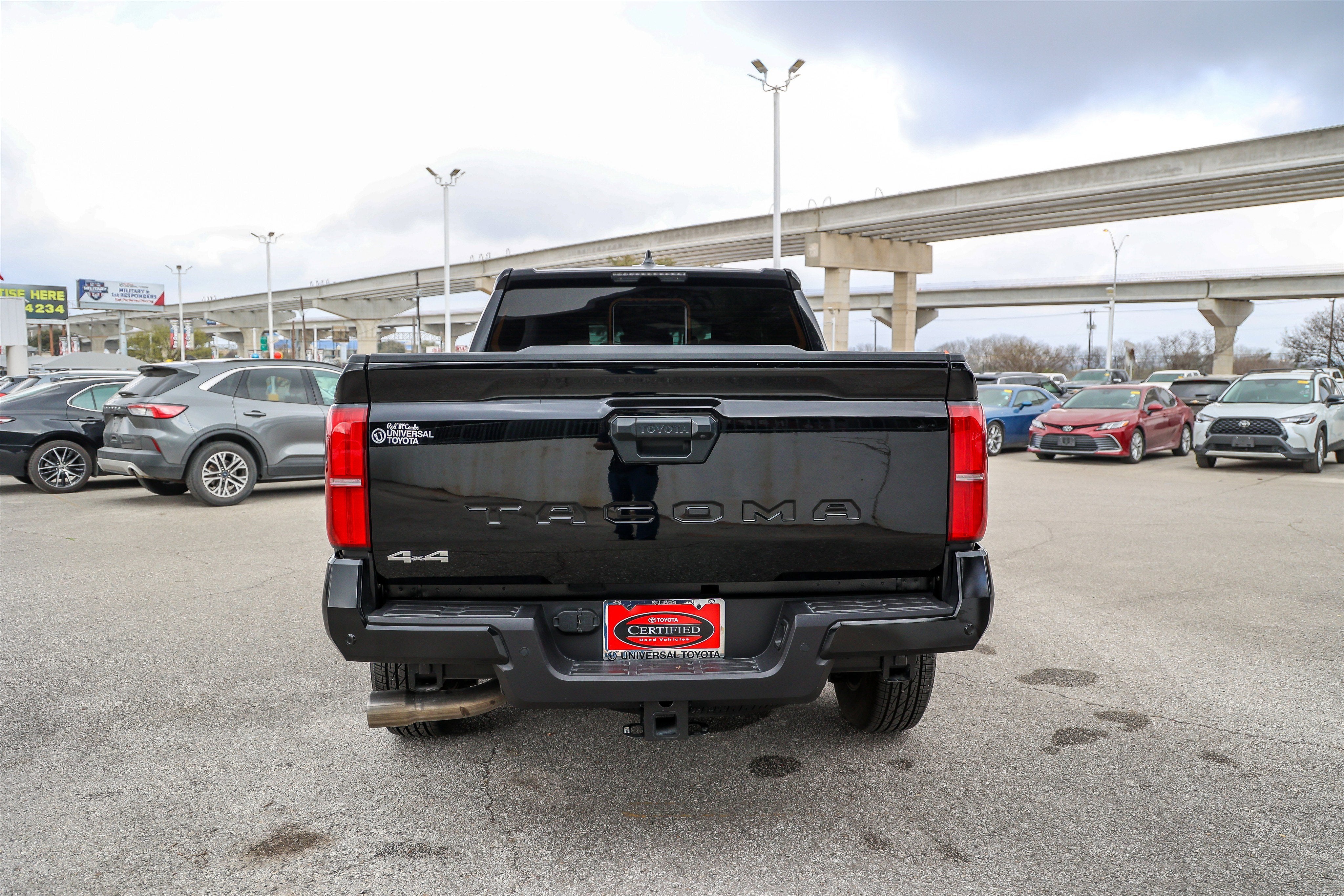 2025 Toyota TACOMA SR5 SR5