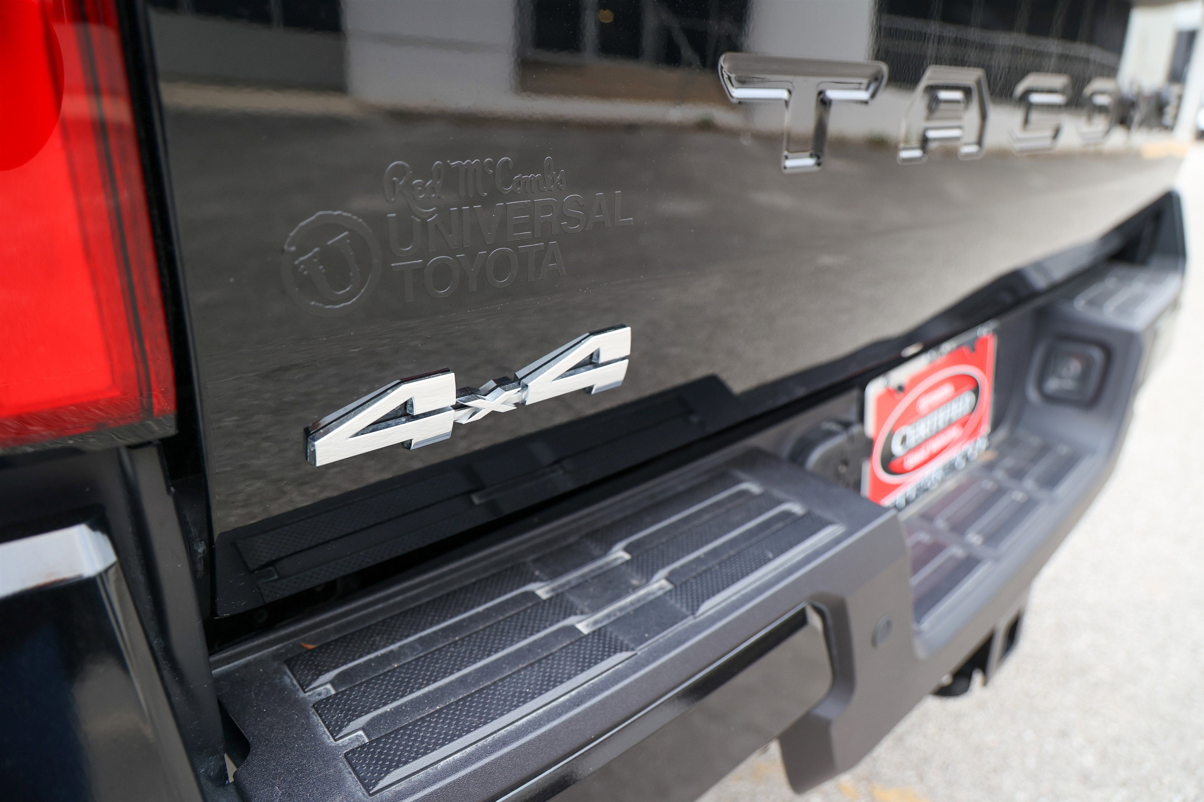 2025 Toyota TACOMA SR5 SR5