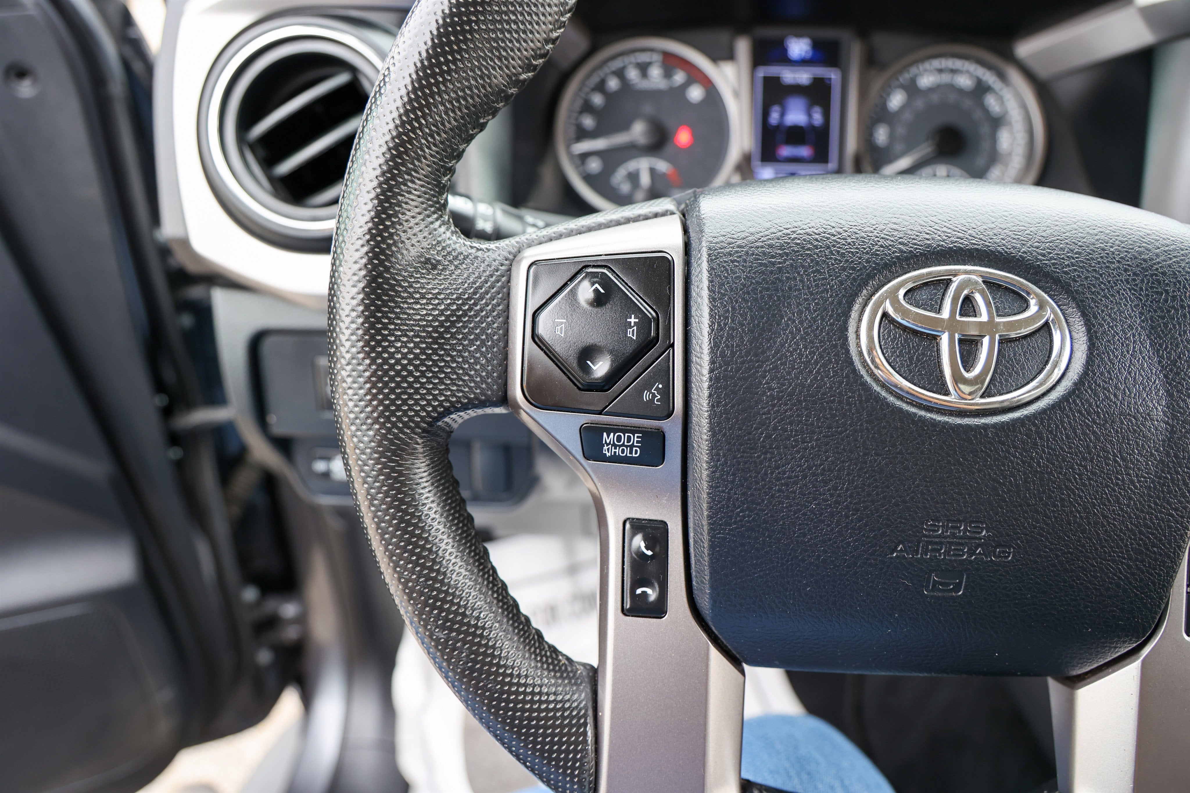 2023 Toyota TACOMA SR5 SR5