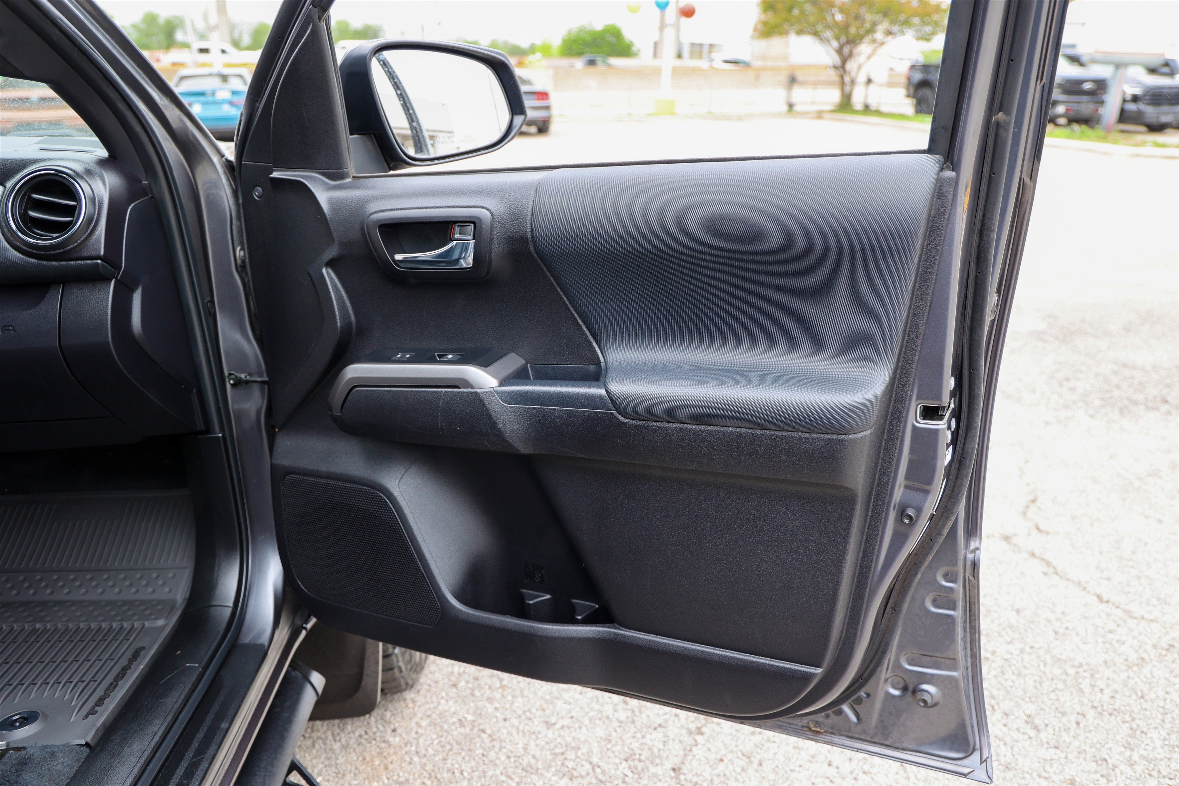 2023 Toyota TACOMA TRD OFFRD TRD Off Road