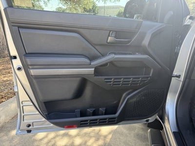 2024 Toyota TACOMA SR5 SR5