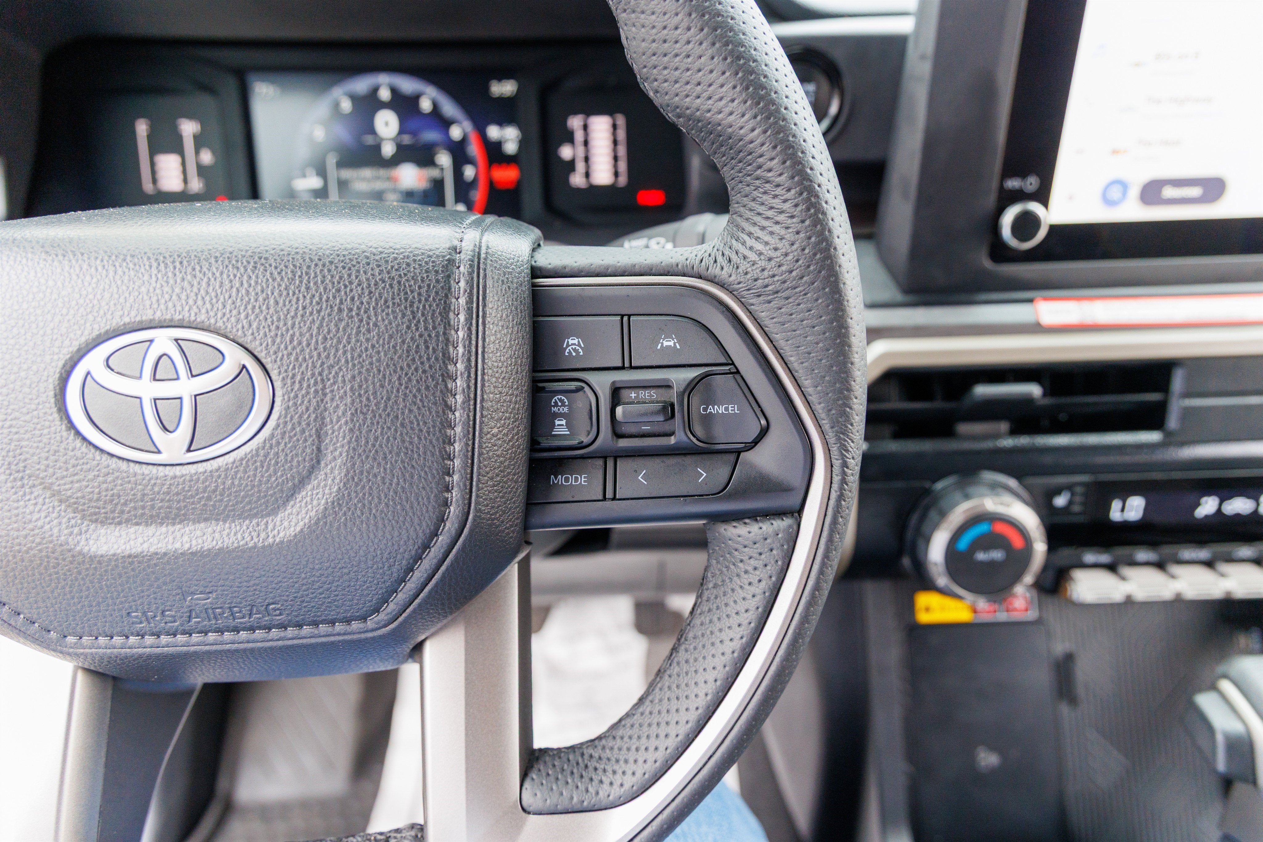 2025 Toyota TACOMA SR5 SR5