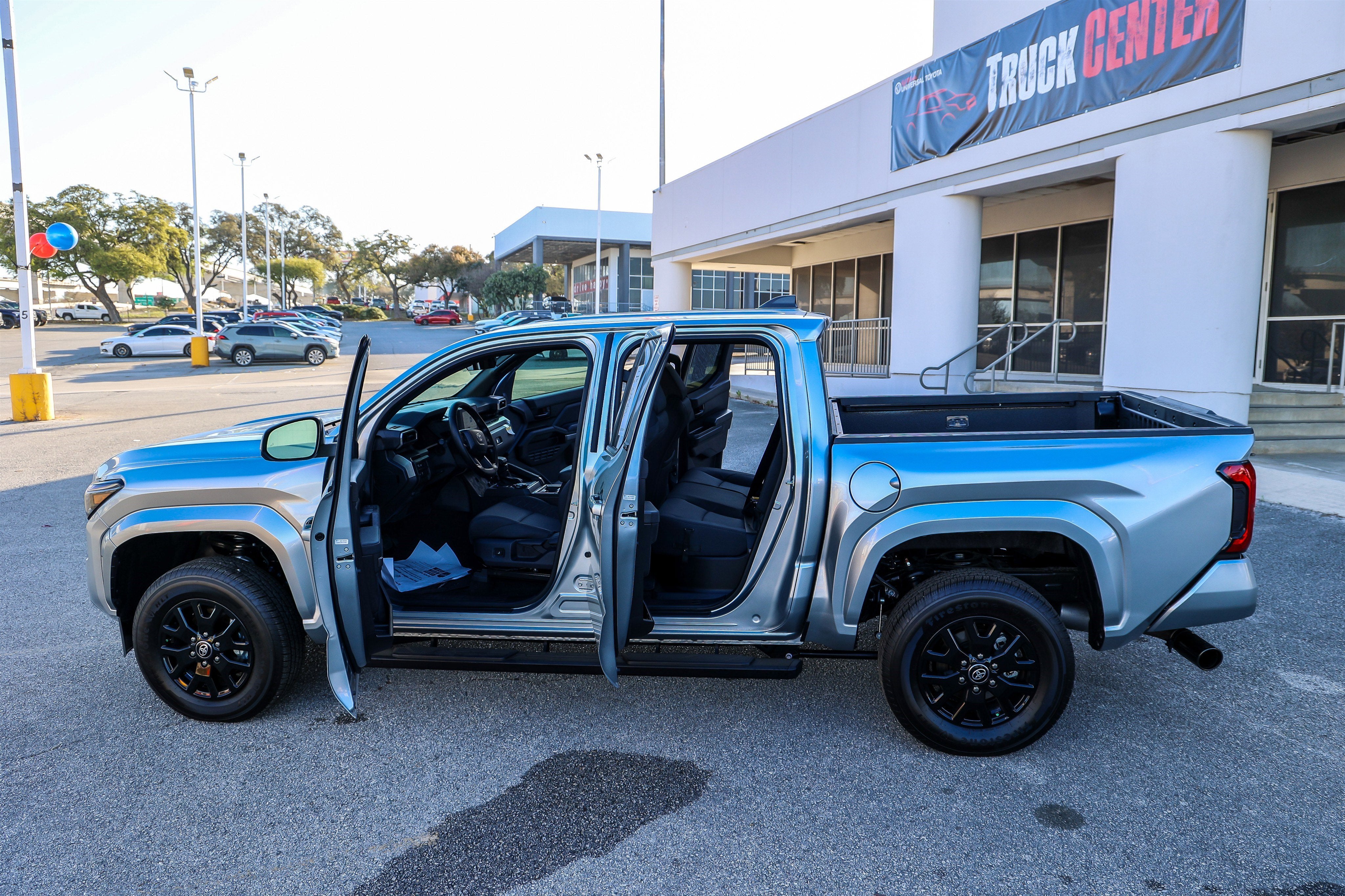 2025 Toyota TACOMA SR5 SR5
