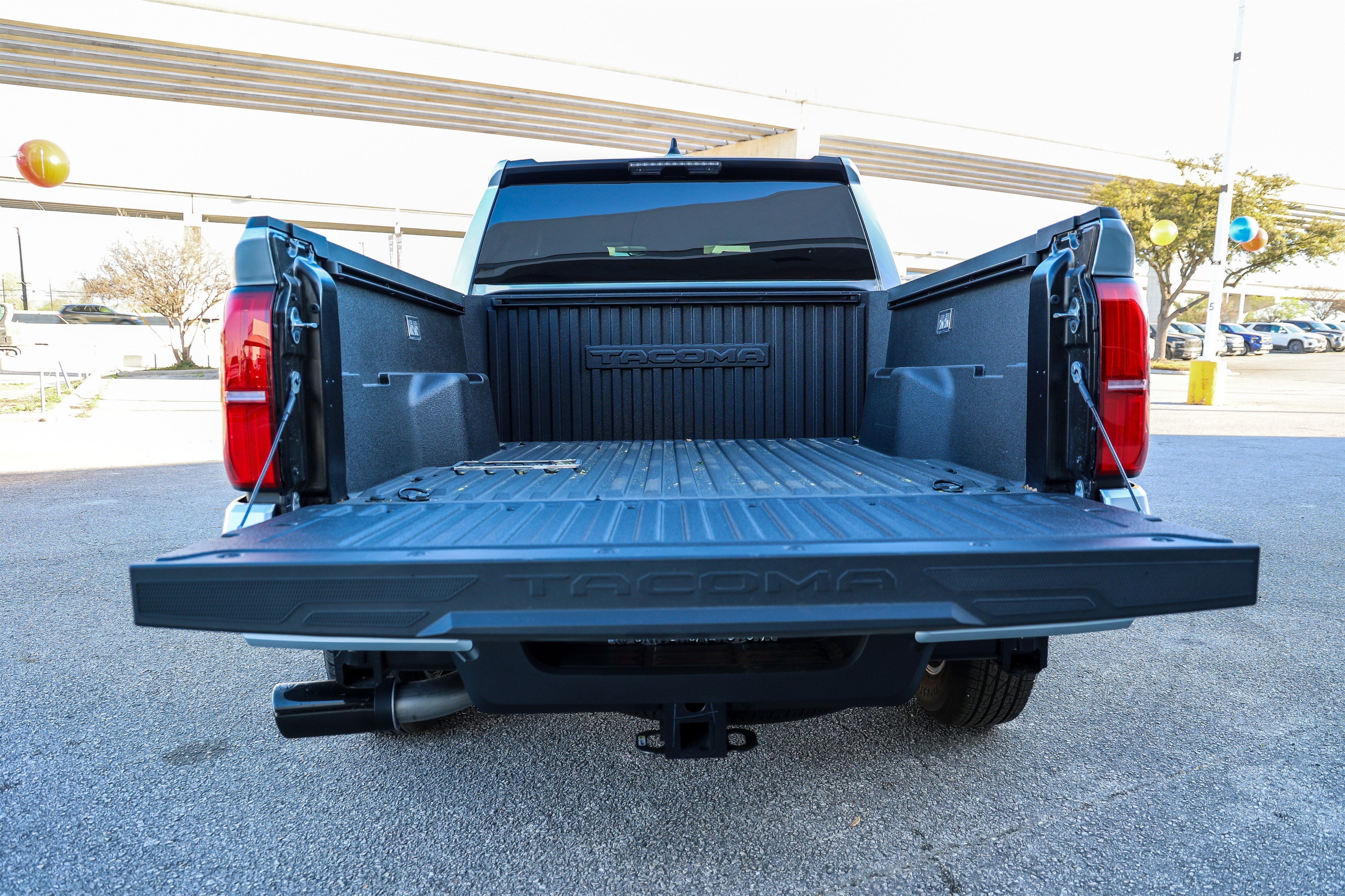 2025 Toyota TACOMA SR5 SR5