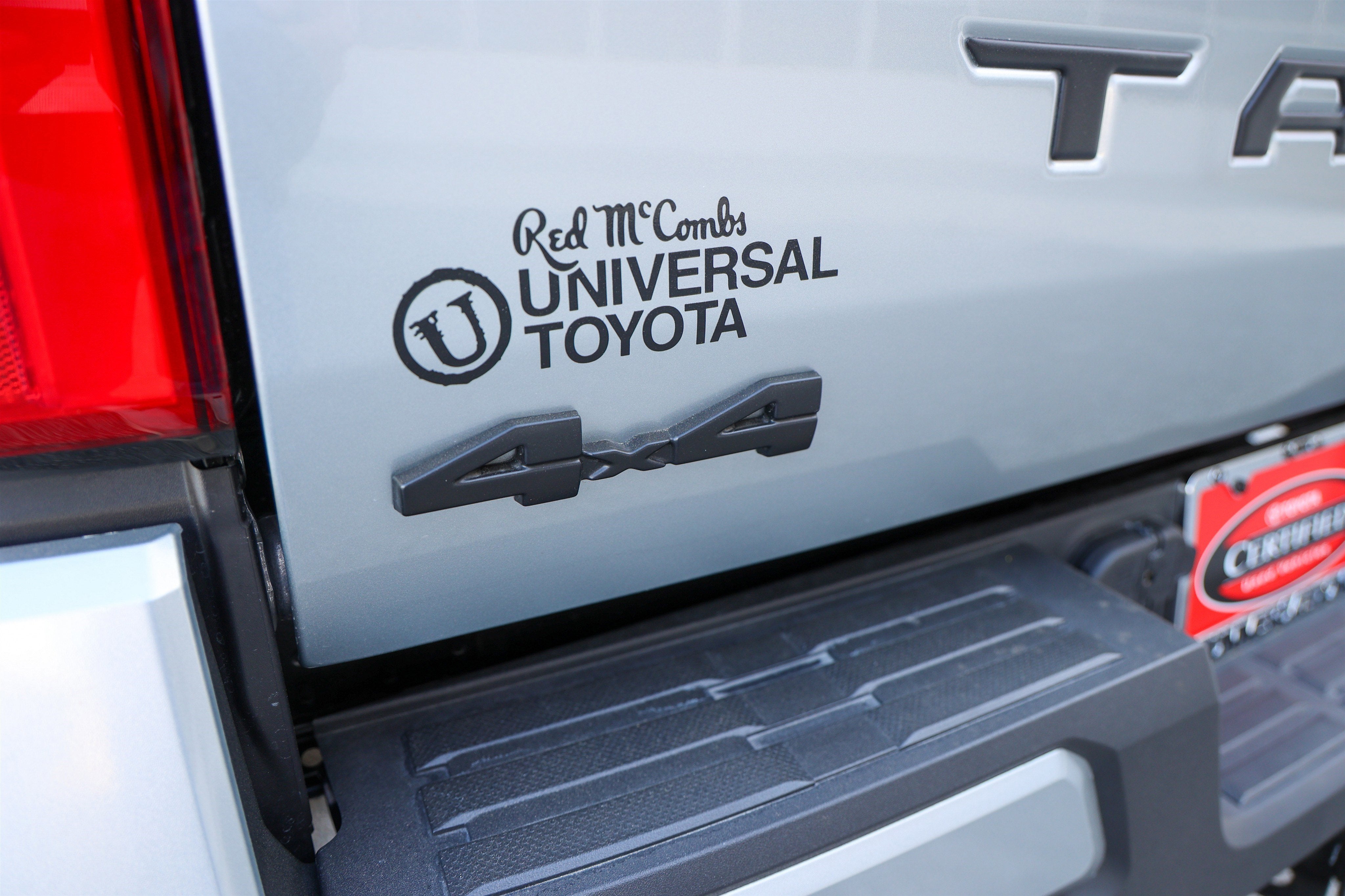 2025 Toyota TACOMA SR5 SR5