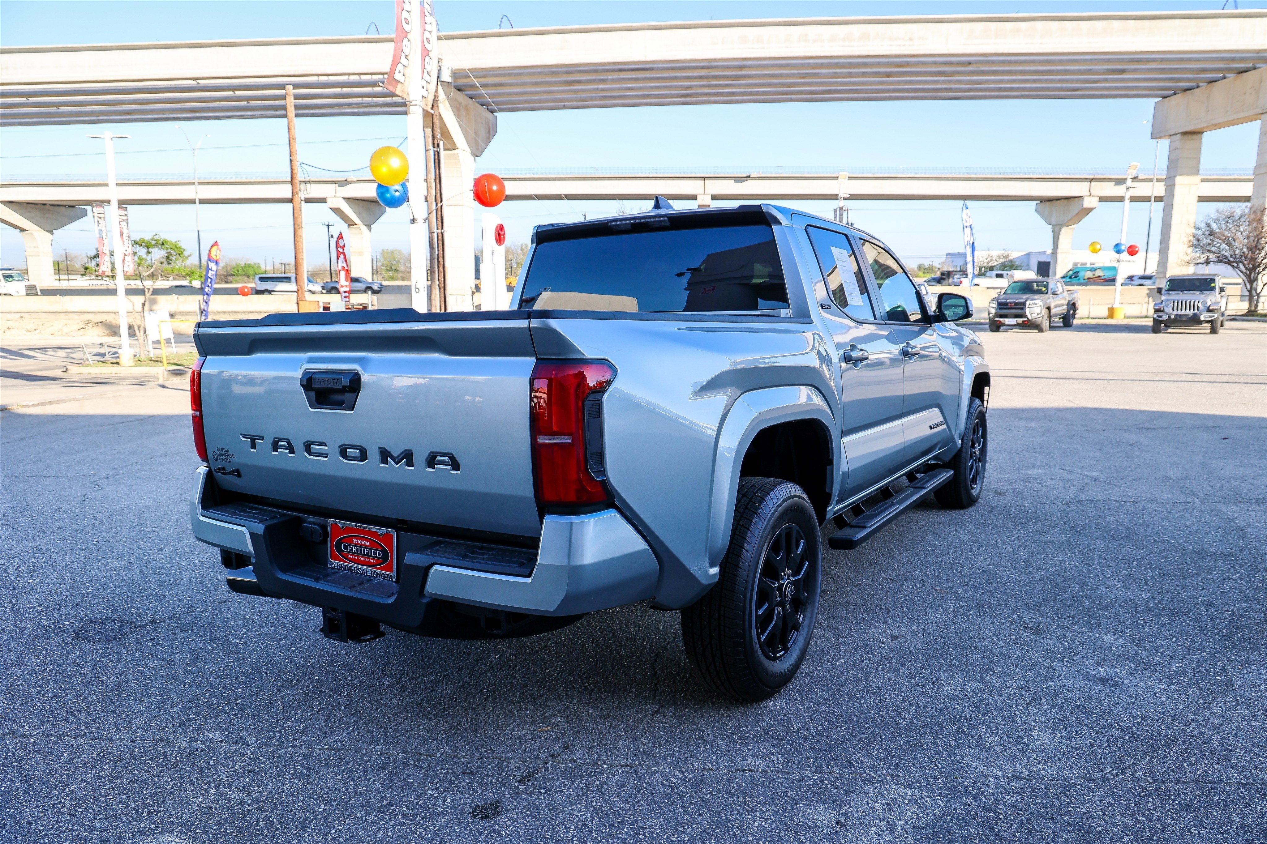 2025 Toyota TACOMA SR5 SR5