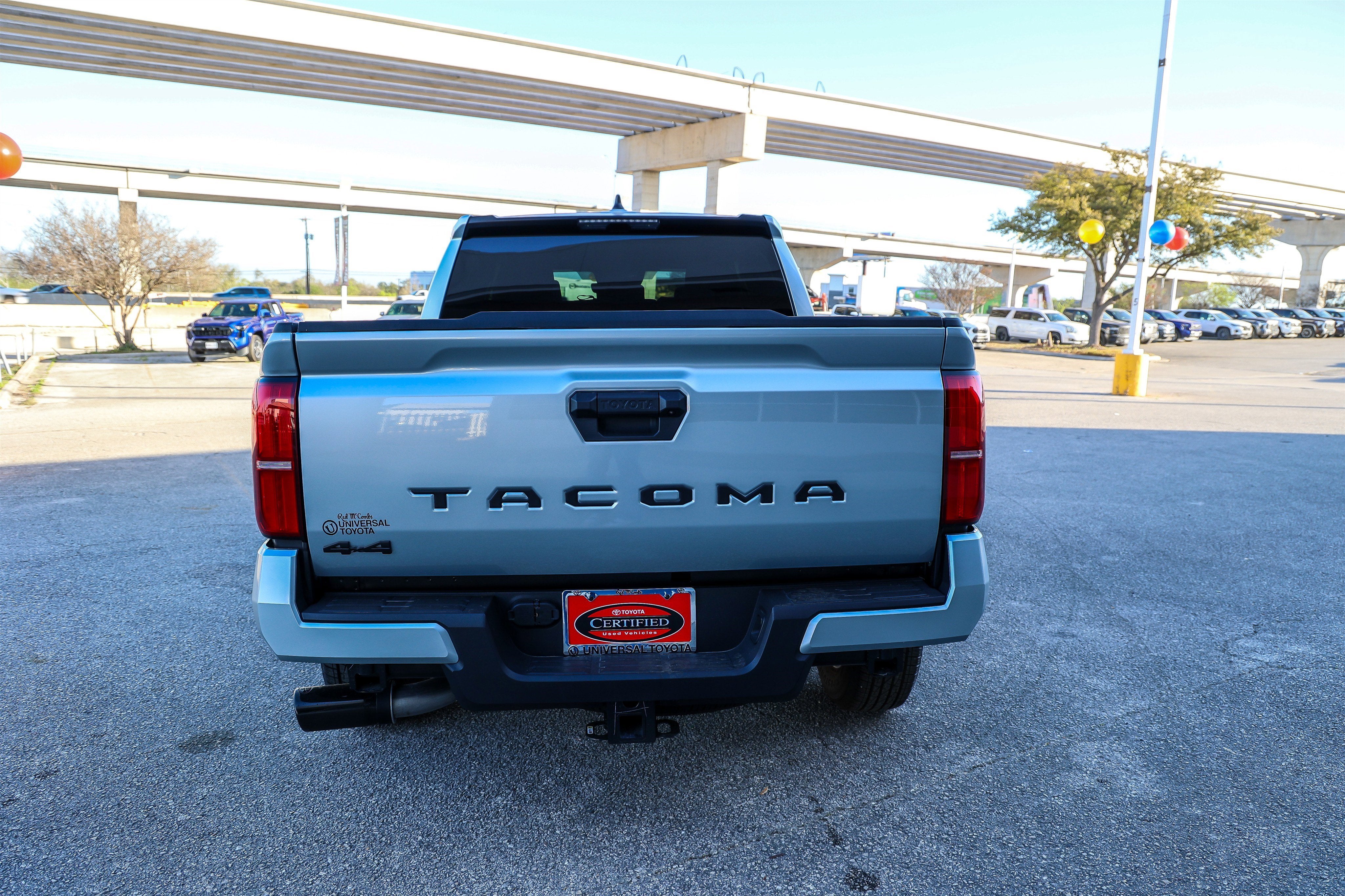 2025 Toyota TACOMA SR5 SR5