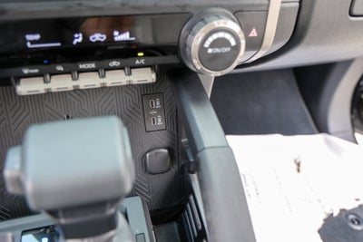 2025 Toyota TACOMA SR5 SR5