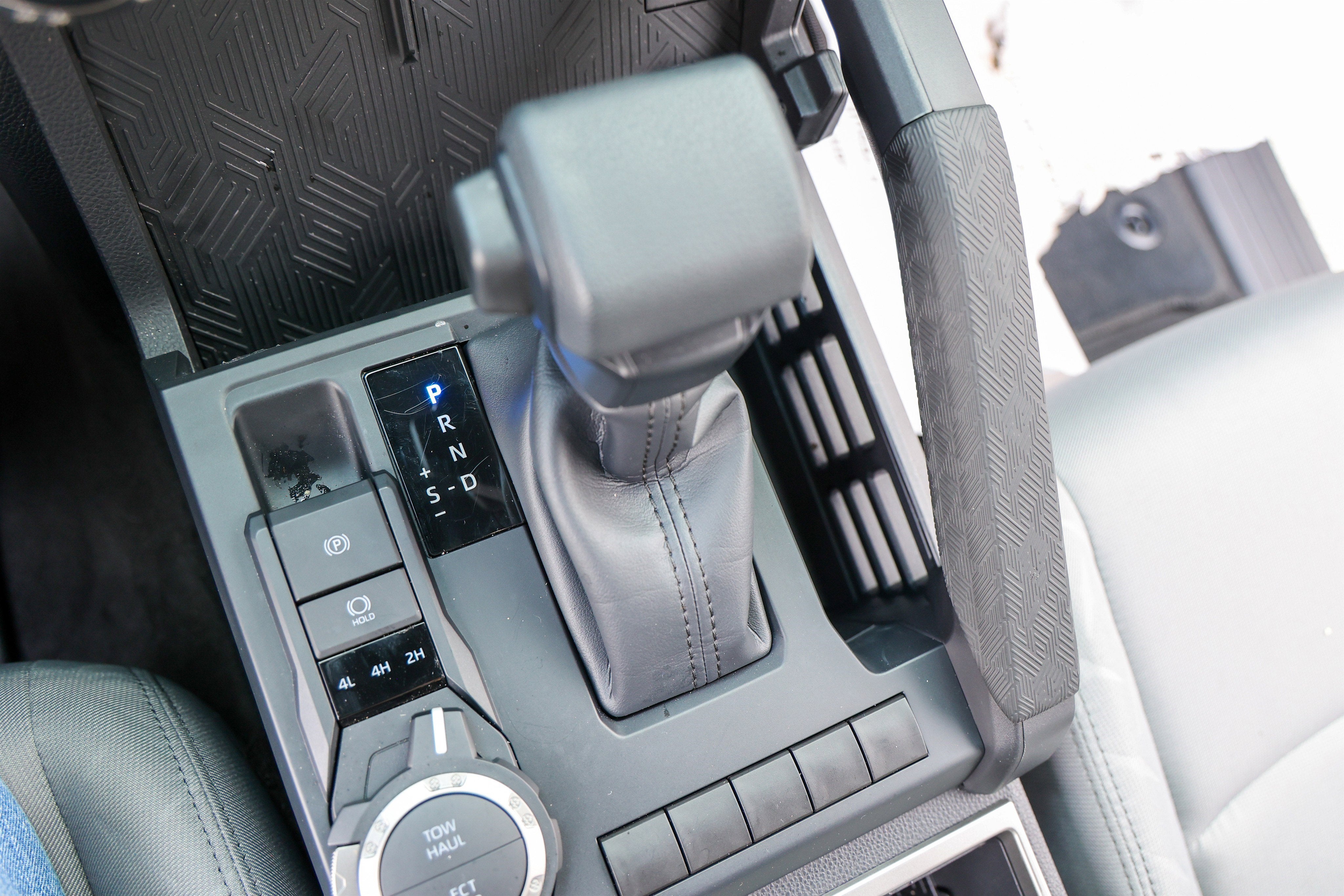2025 Toyota TACOMA SR5 SR5