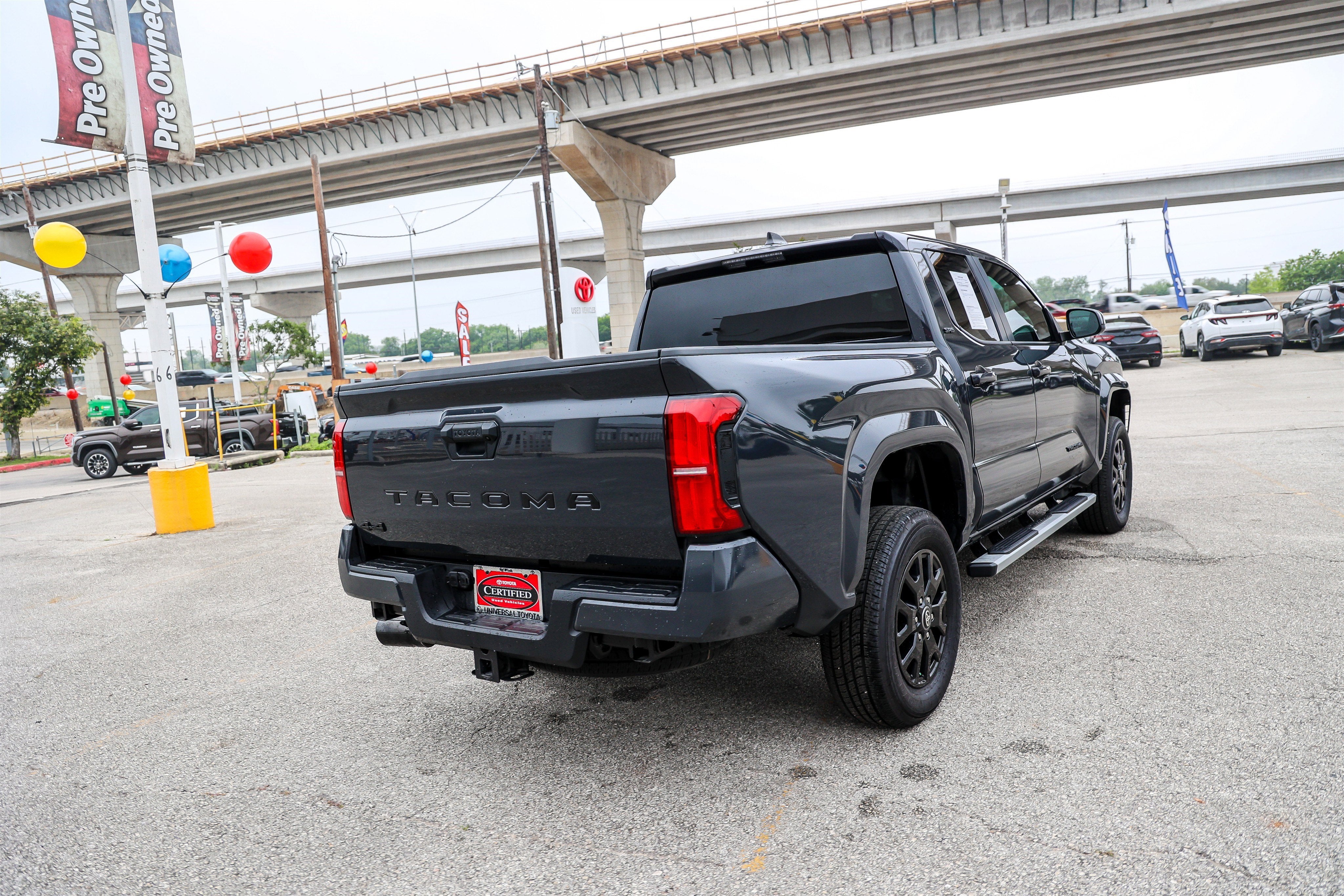 2025 Toyota TACOMA SR5 SR5