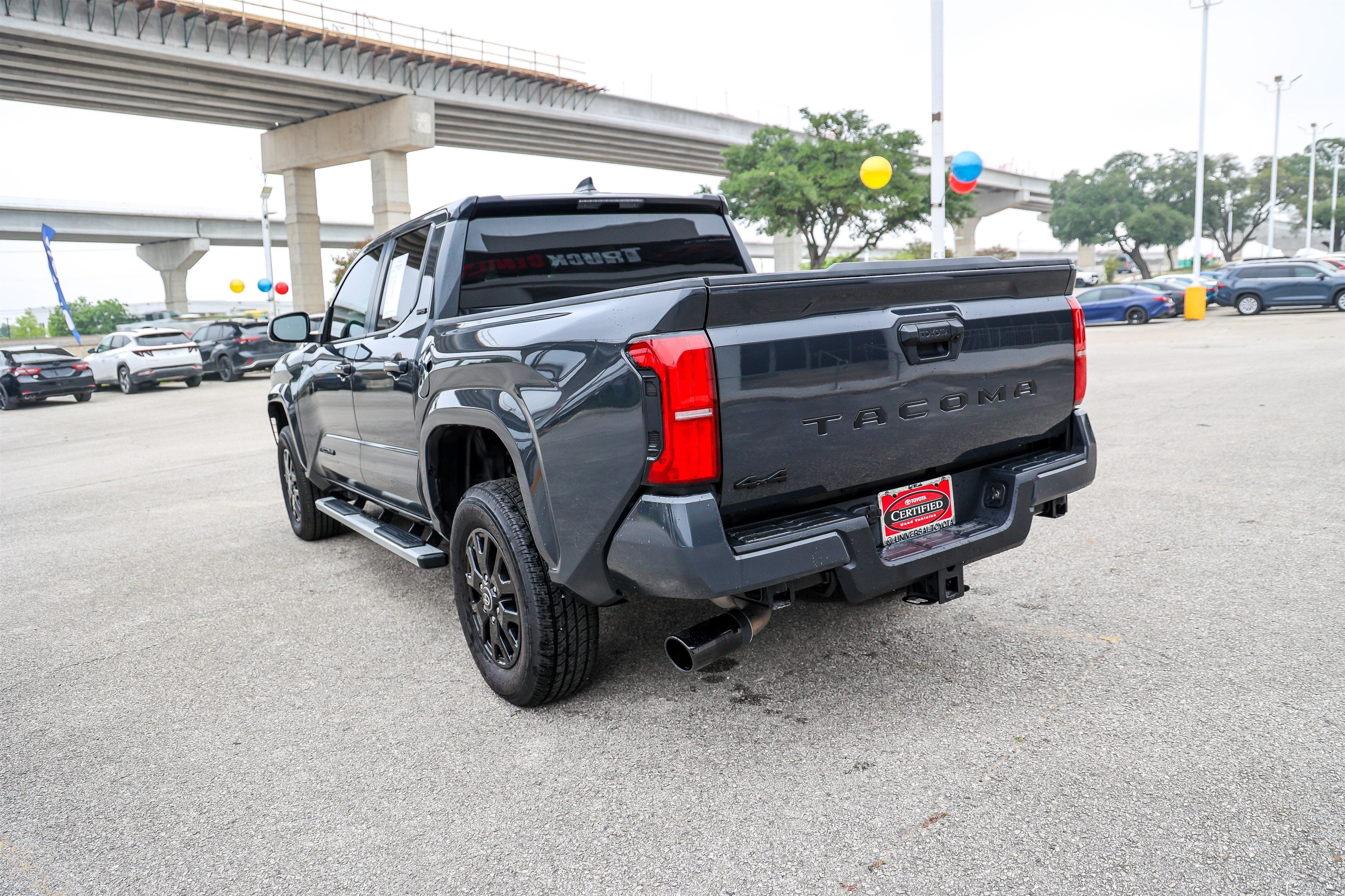 2025 Toyota TACOMA SR5 SR5