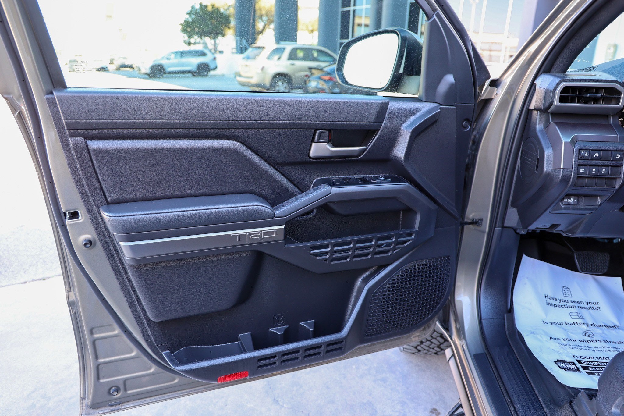 2025 Toyota TACOMA TRD OFFRD TRD Off Road Hybrid