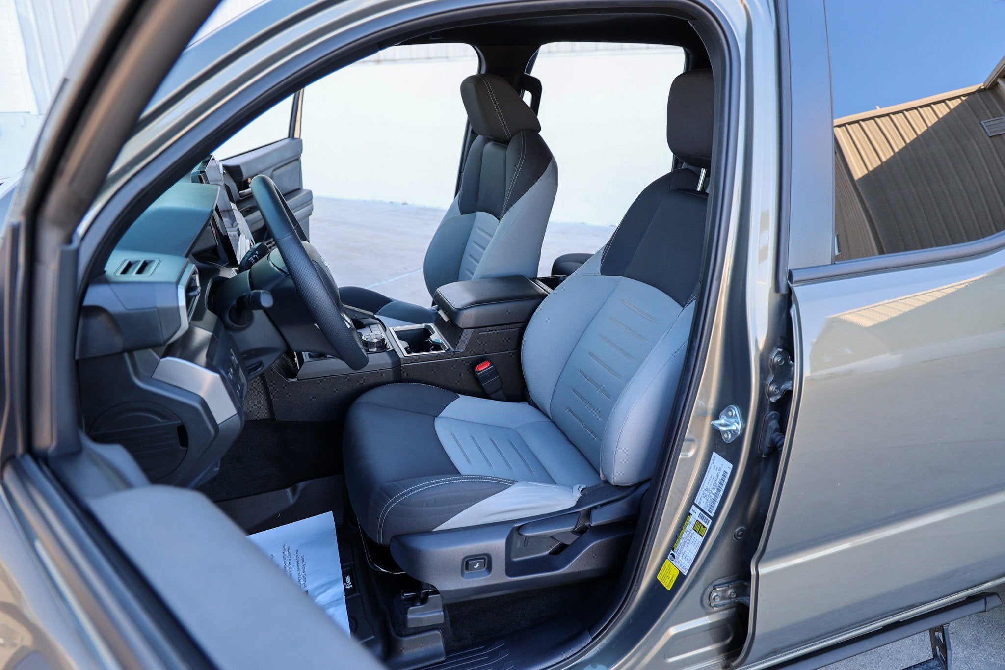 2025 Toyota TACOMA TRD OFFRD TRD Off Road Hybrid