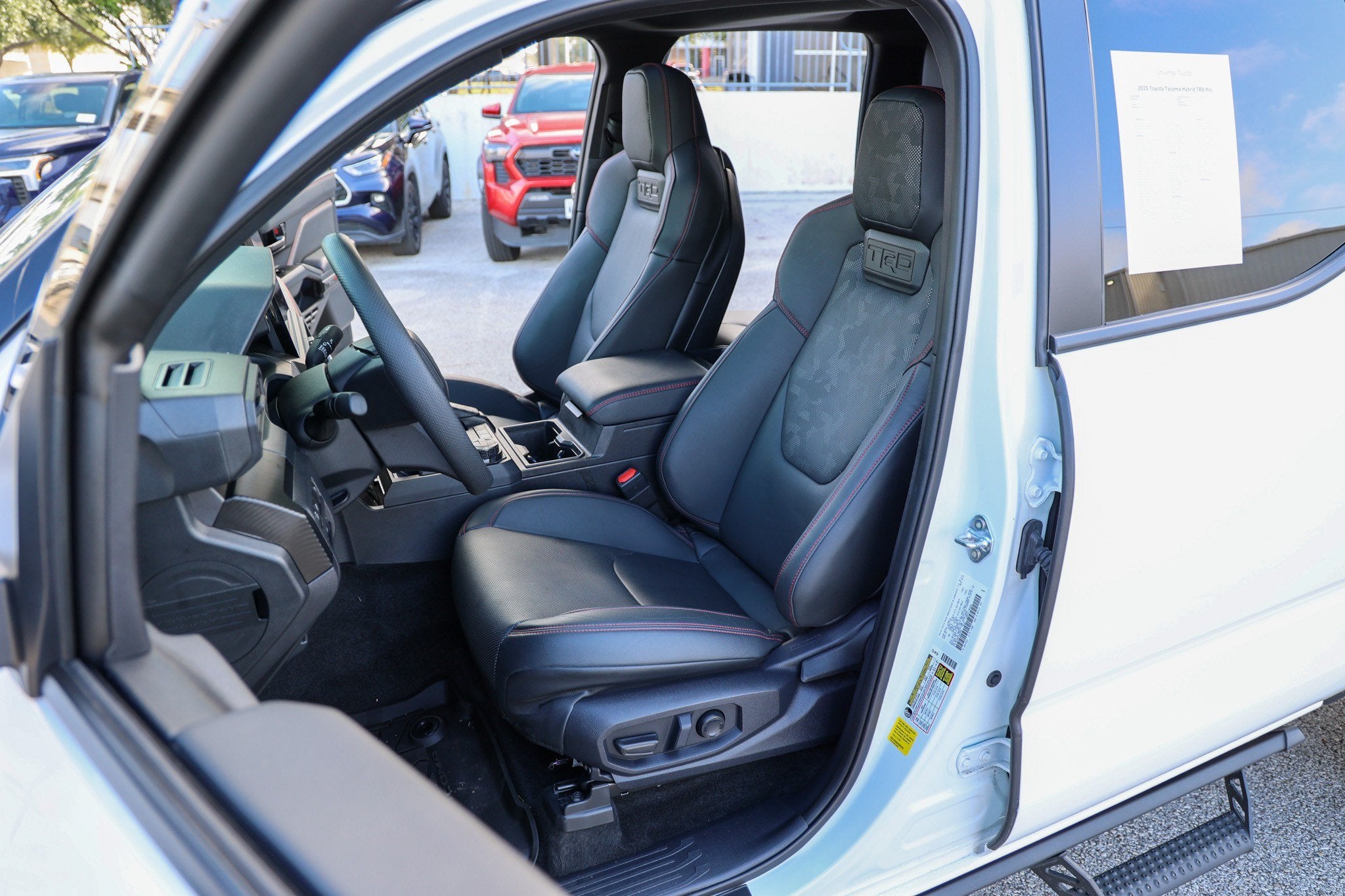 2025 Toyota Tacoma i-FORCE MAX TRD Pro Hybrid