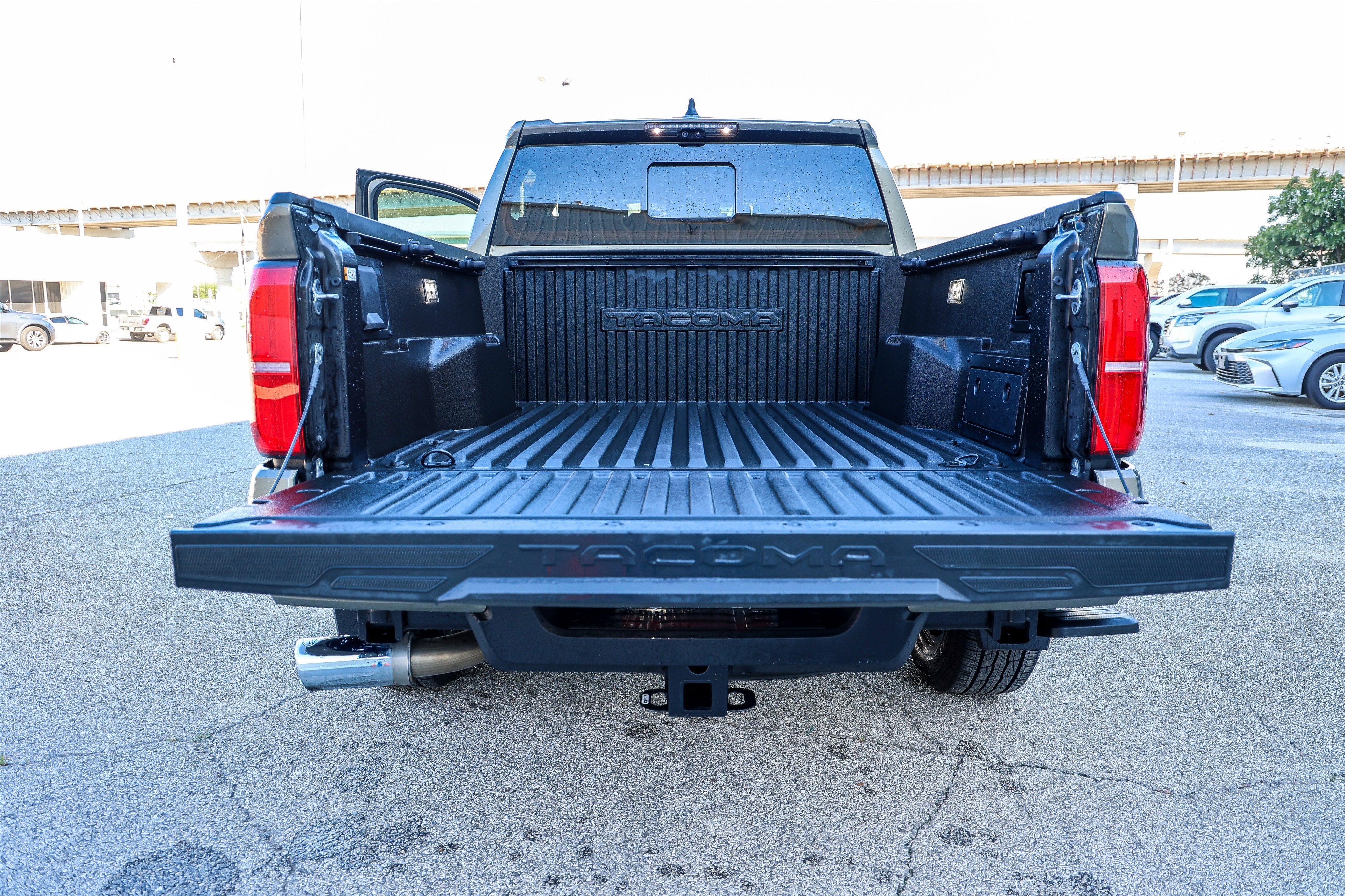 2025 Toyota TACOMA LTD HV Limited Hybrid