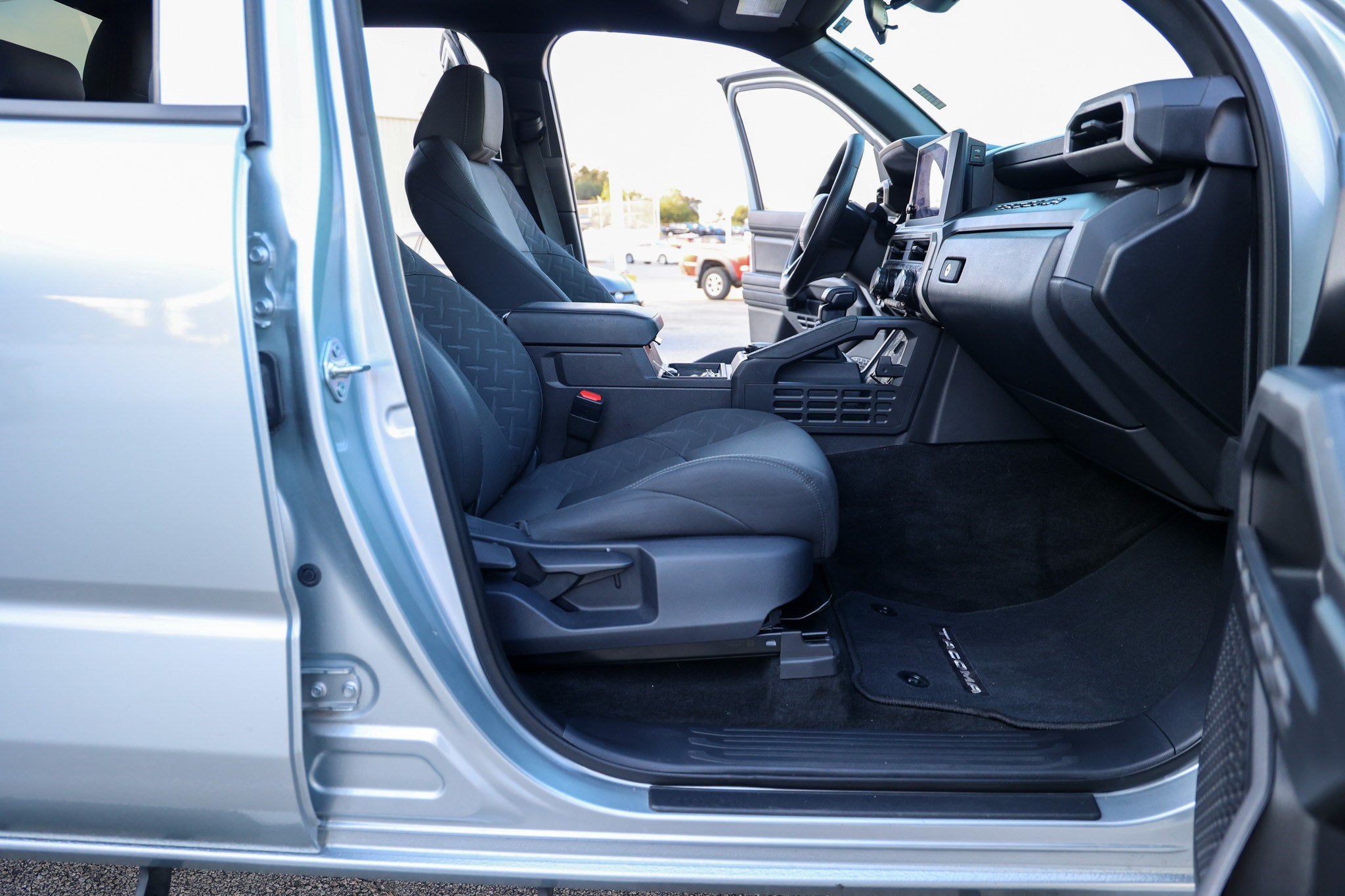 2025 Toyota Tacoma 4WD SR