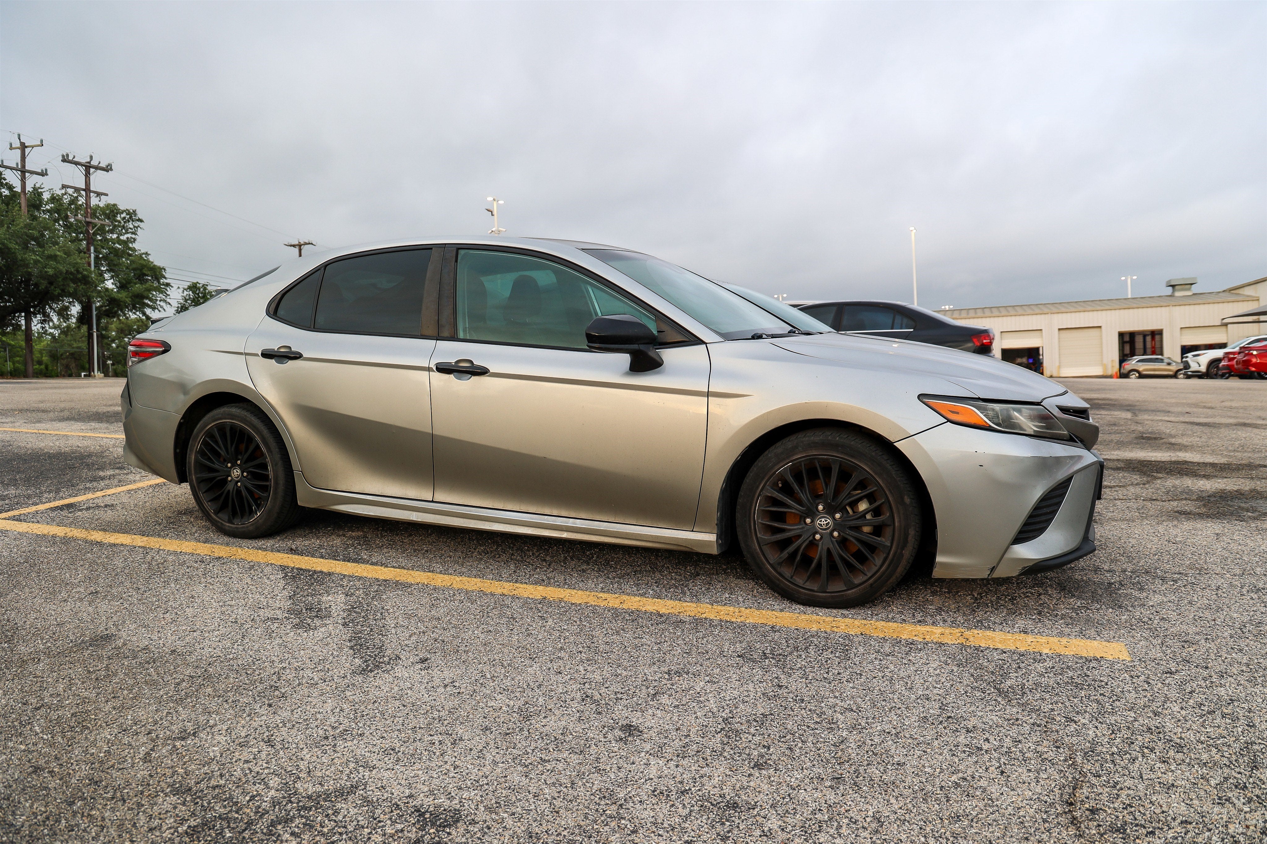 2019 Toyota Camry SE