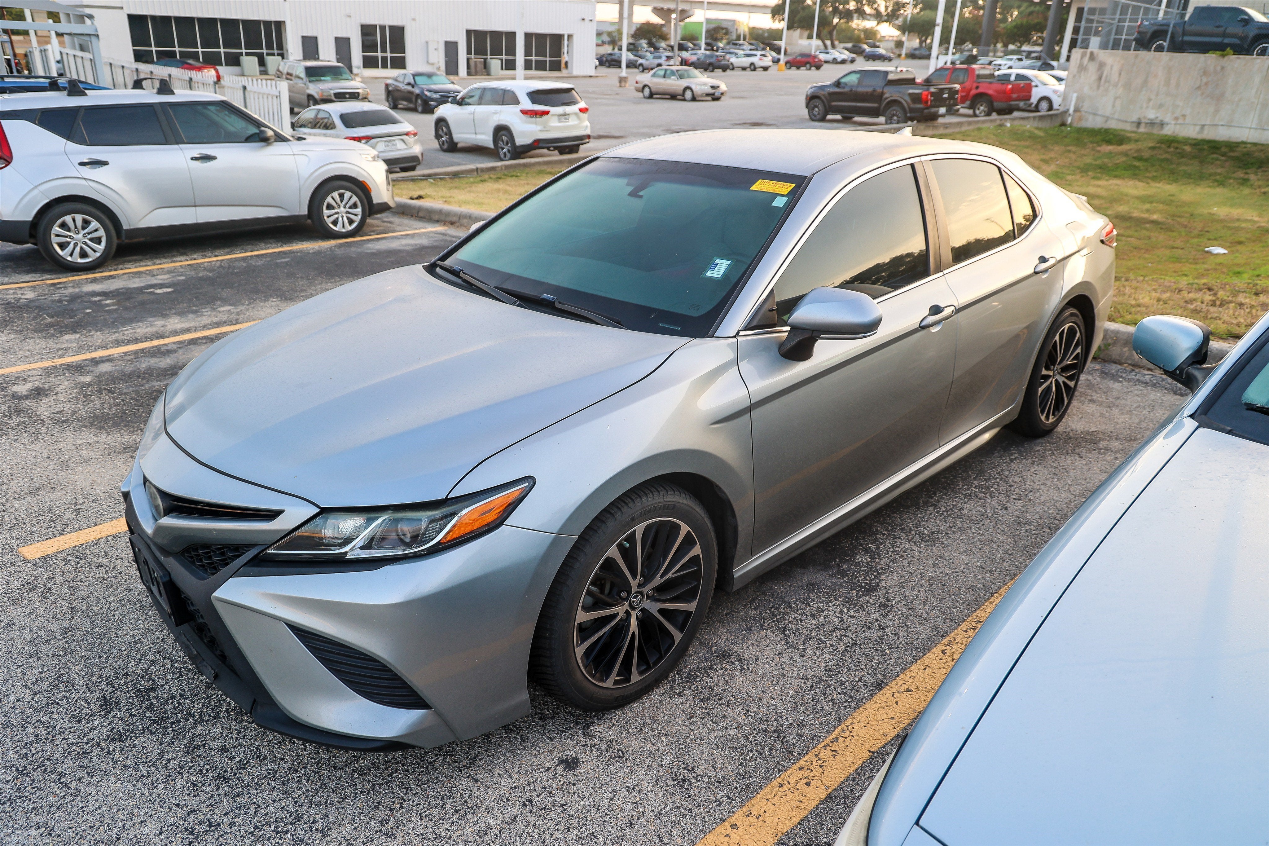 2018 Toyota Camry SE