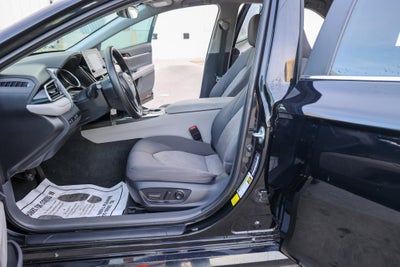 2023 Toyota CAMRY LE