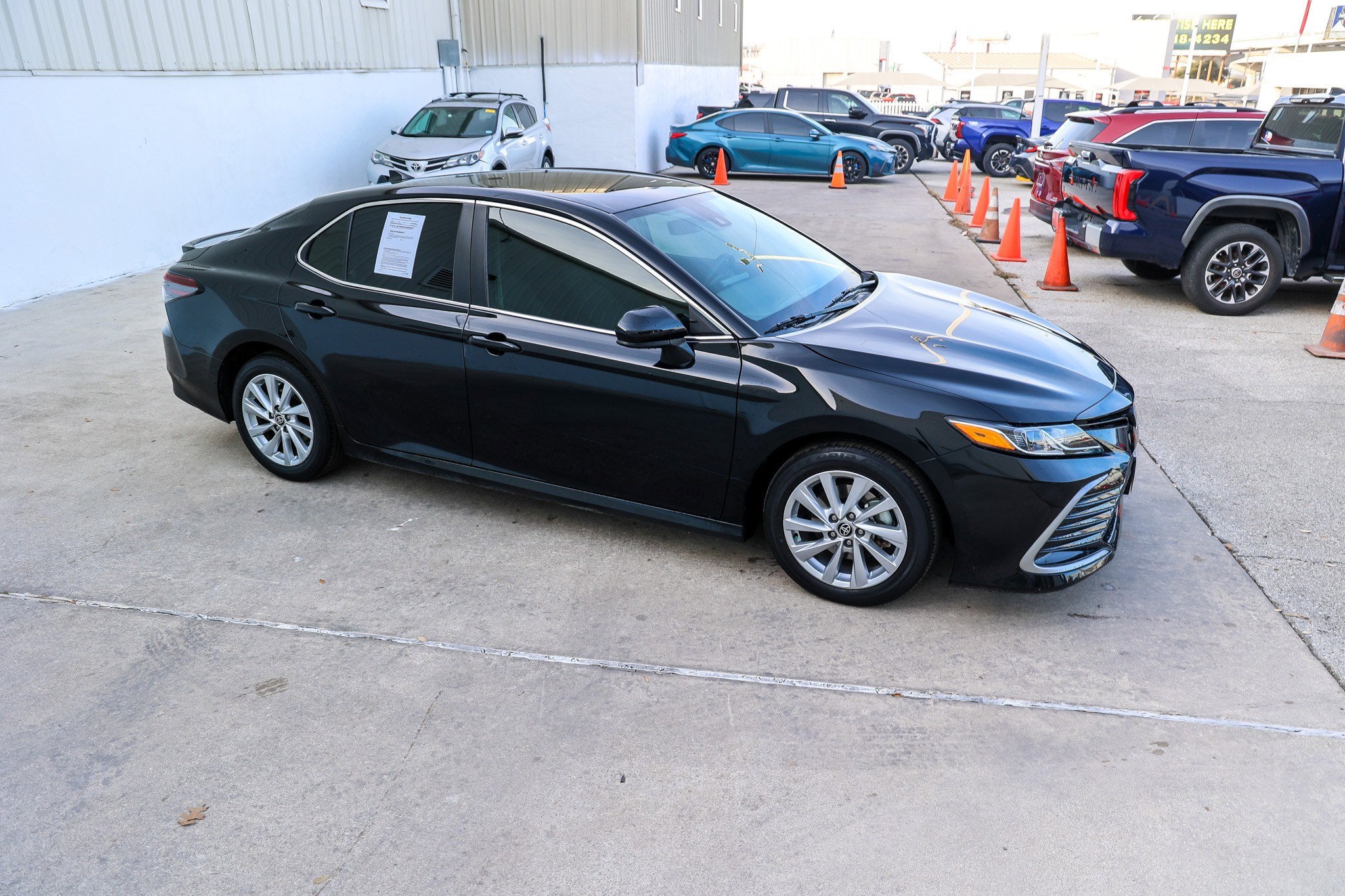 2023 Toyota CAMRY LE