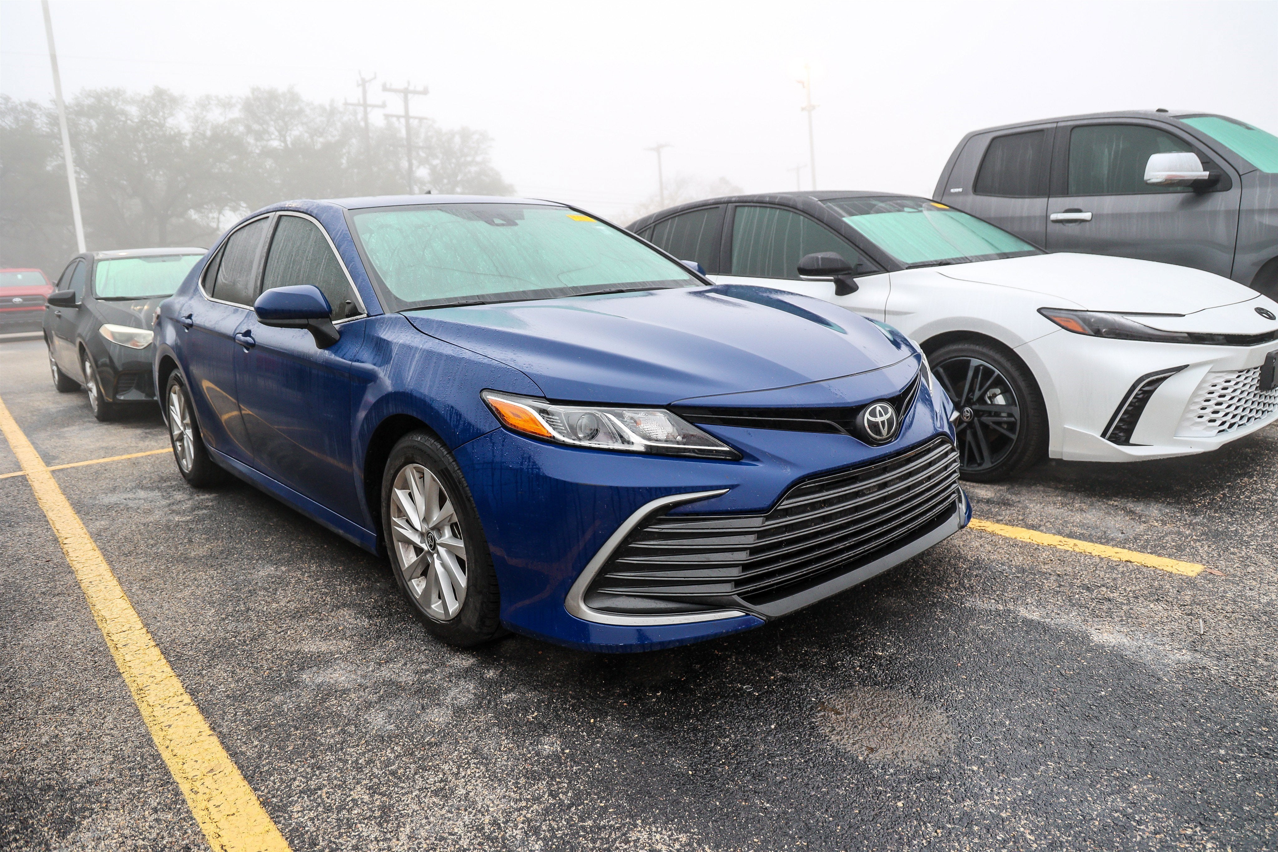 2023 Toyota CAMRY LE