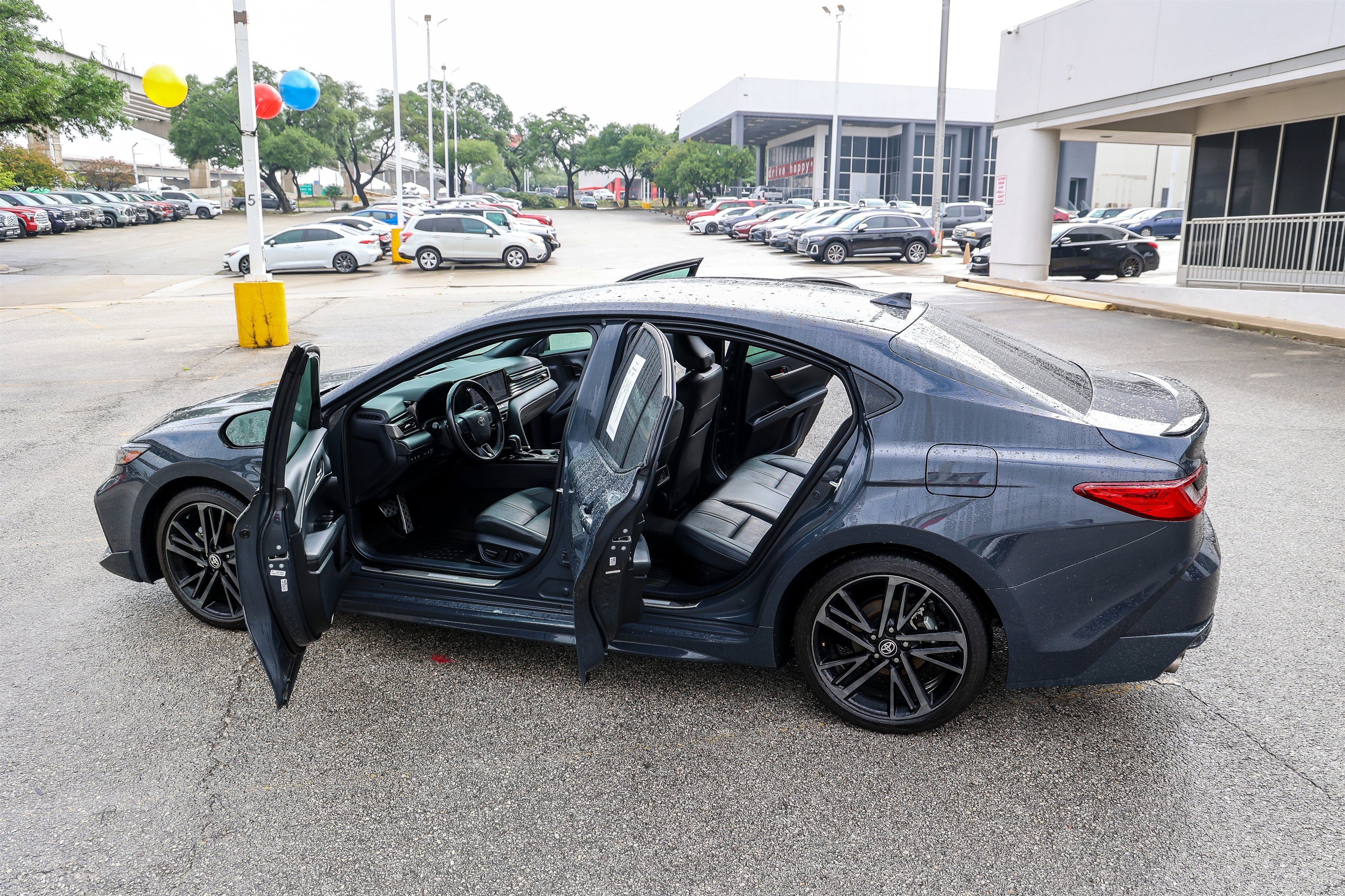 2025 Toyota CAMRY XSE