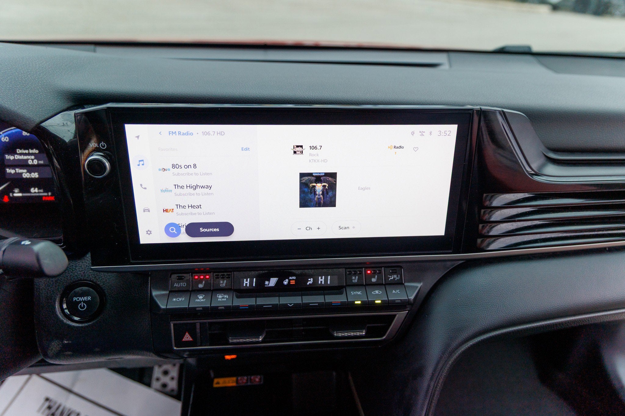 2025 Toyota CAMRY XSE