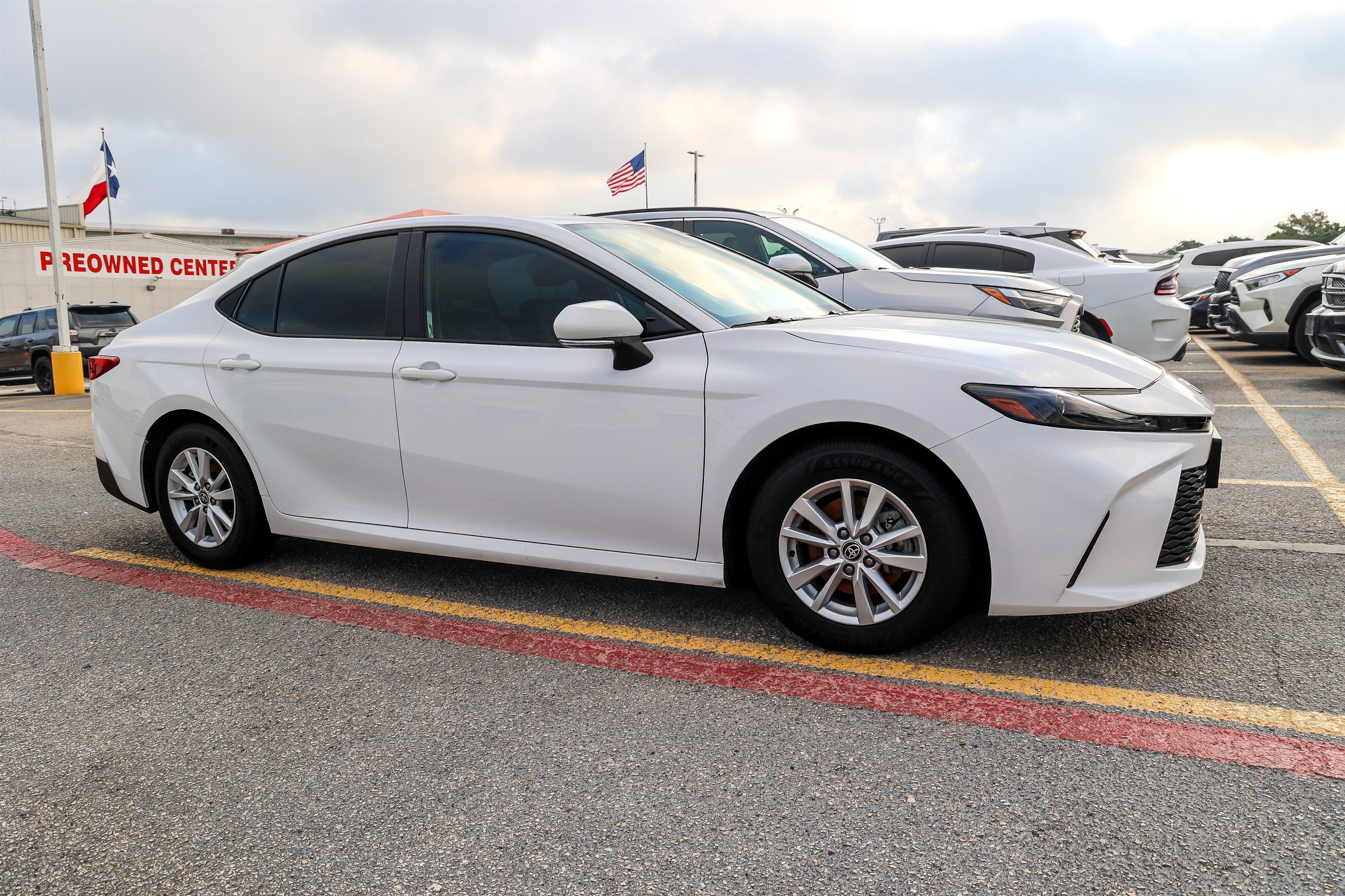 2025 Toyota Camry LE