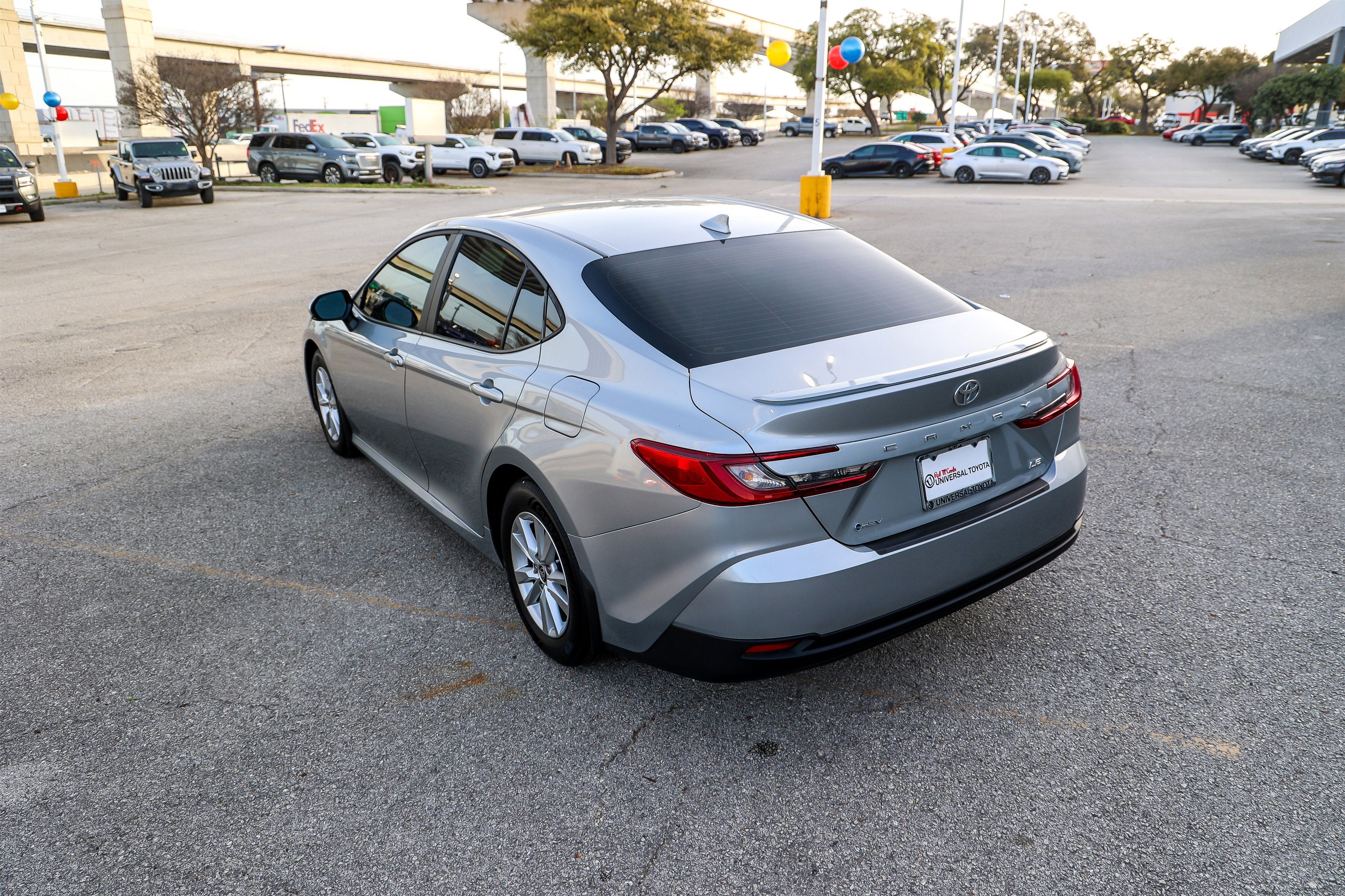 2025 Toyota CAMRY LE